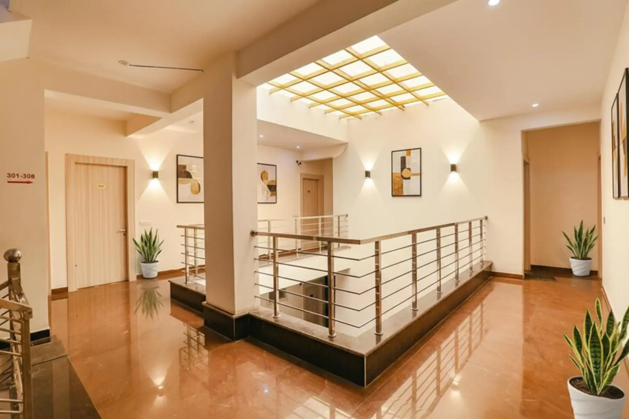 FabHotel Sky Rise Inn - Nr Medanta Hospital FabHotel Sky Rise Inn - Nr Medanta Hospital