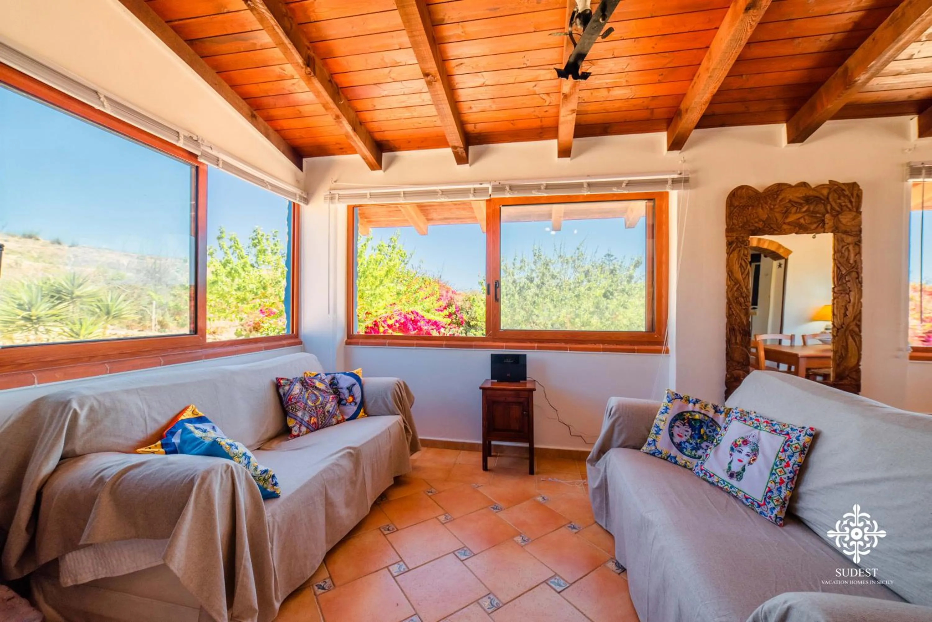 Living room, Bed in Residenza Ormos - Dimore sul mare