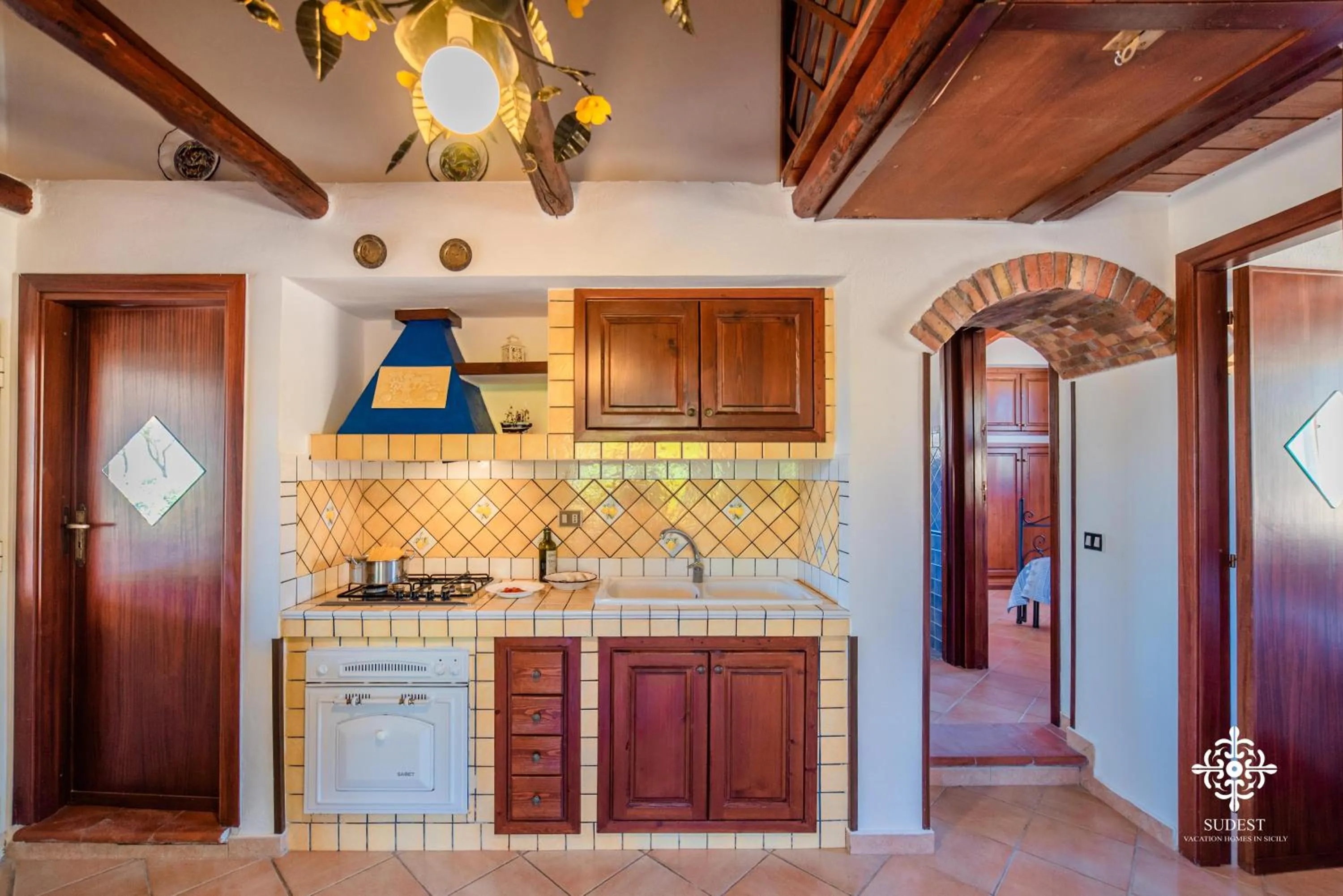 Kitchen or kitchenette in Residenza Ormos - Dimore sul mare