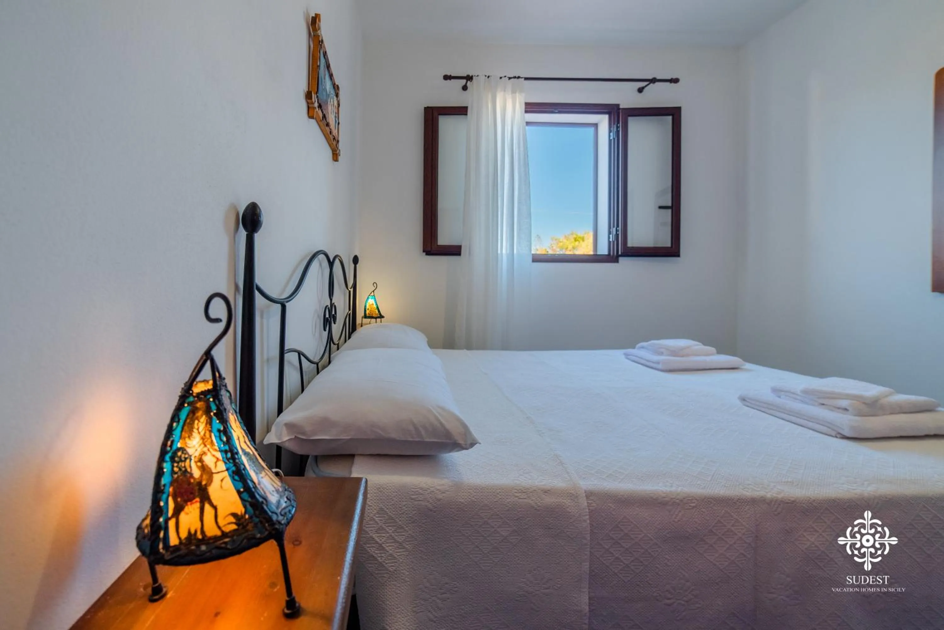 Bed in Residenza Ormos - Dimore sul mare