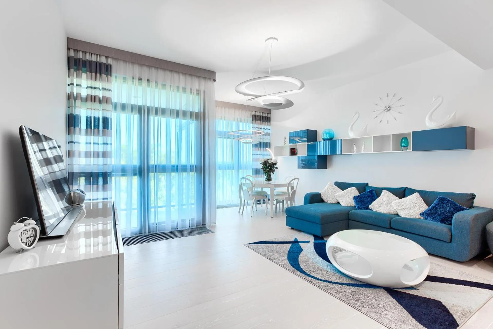 Communal lounge/ TV room in Dune Resort Mielno - A