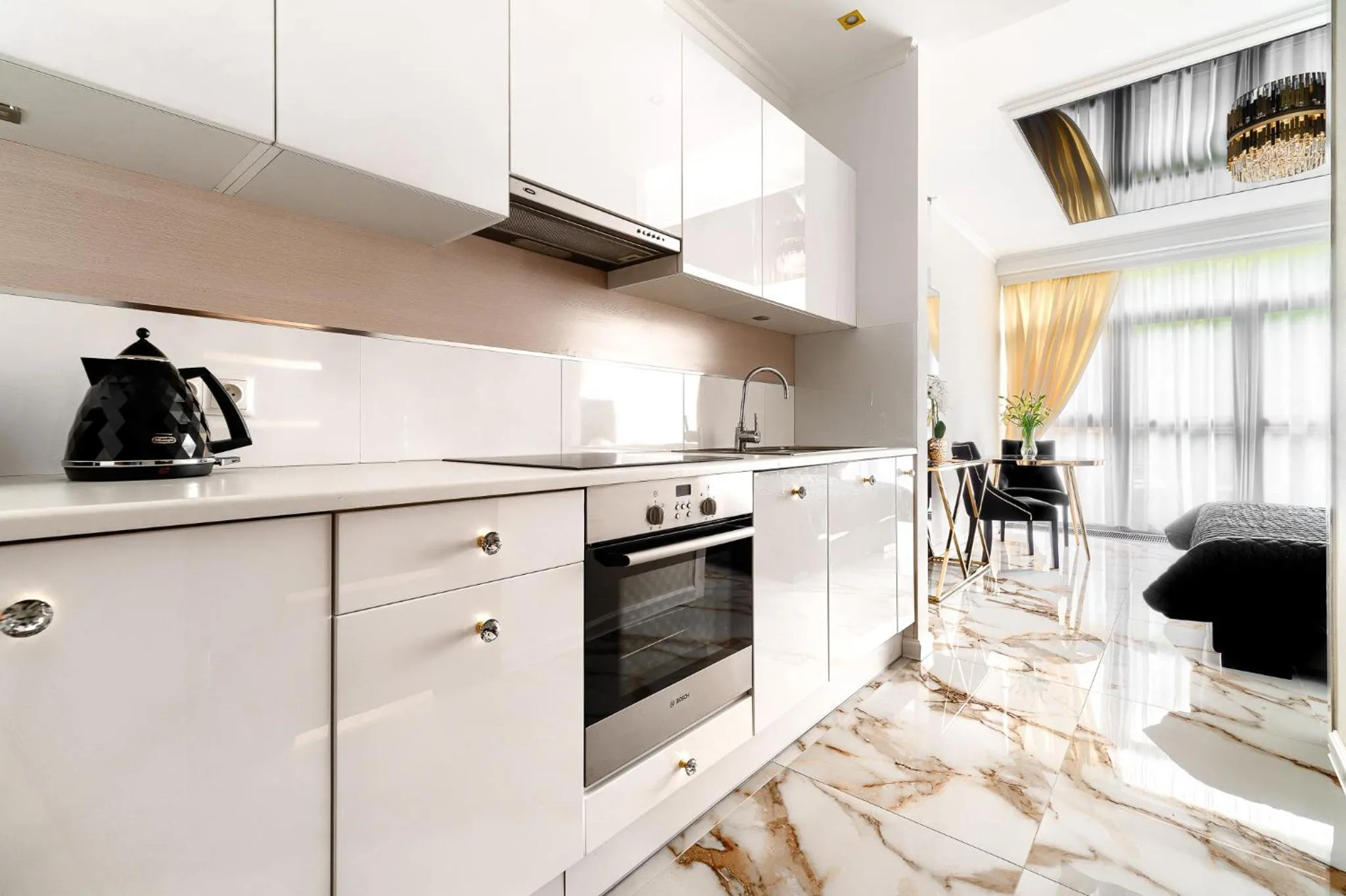 Kitchen or kitchenette in Dune Resort Mielno - A