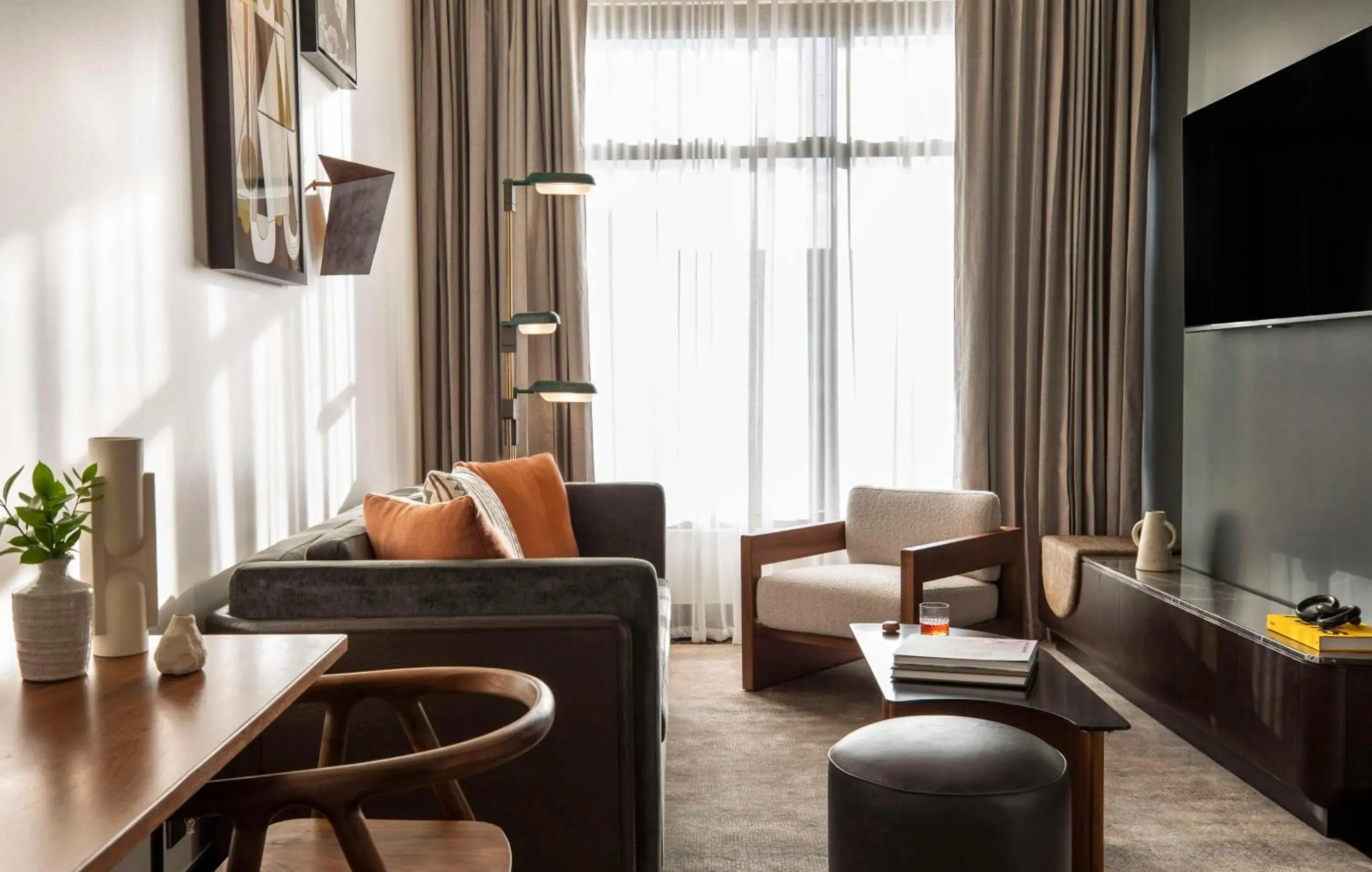 Photo of the whole room in Thompson Denver, by Hyatt Photo of the whole room in Thompson Denver, by Hyatt