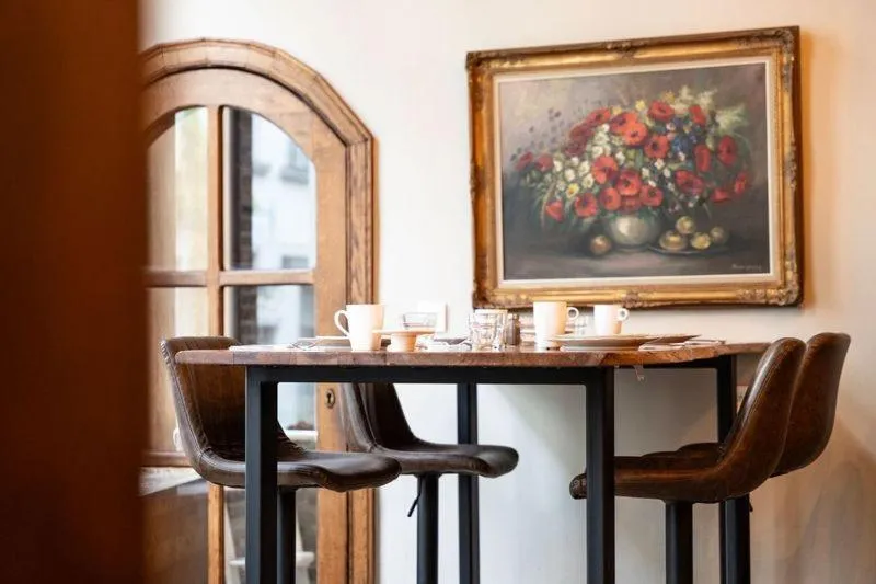 Dining area in Hotel karel de stoute