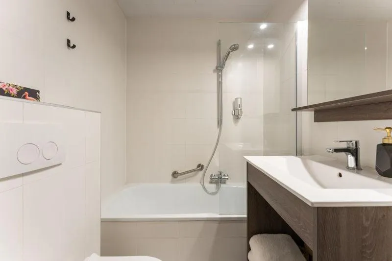 Bathroom in Hotel karel de stoute