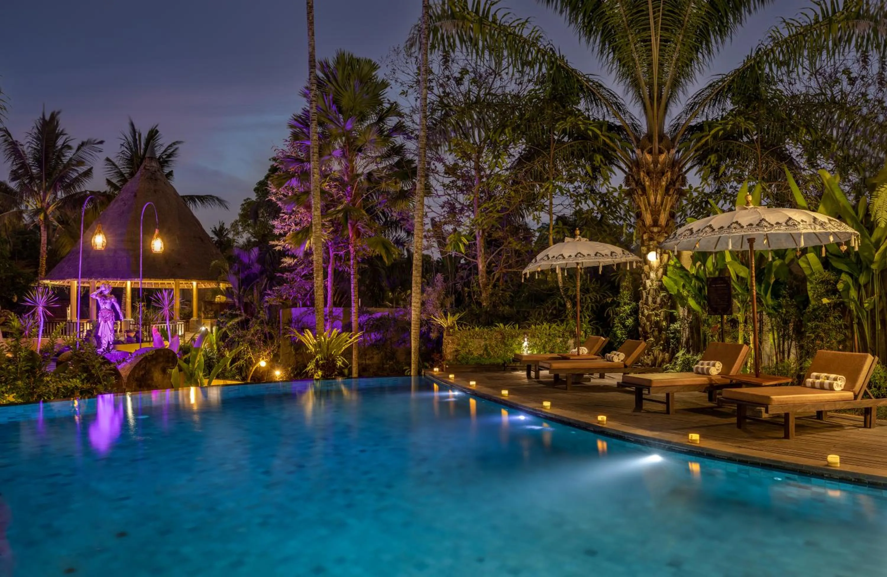 Swimming pool in The Sankara Resort & Spa