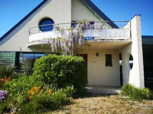 Chambre dans Maison fleurie et calme Chambre dans Maison fleurie et calme