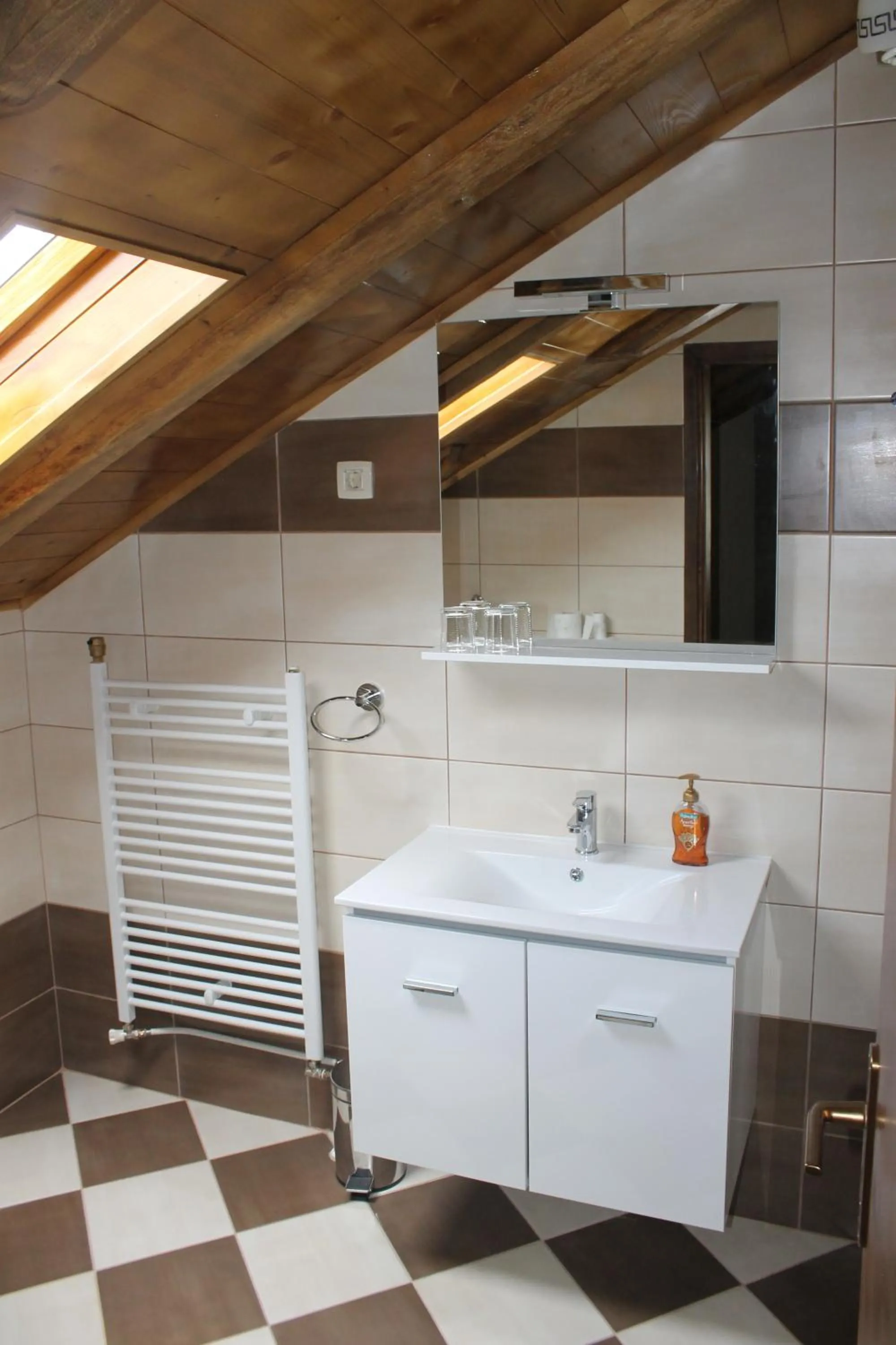 Bathroom in Rooms & Apartment Vinia