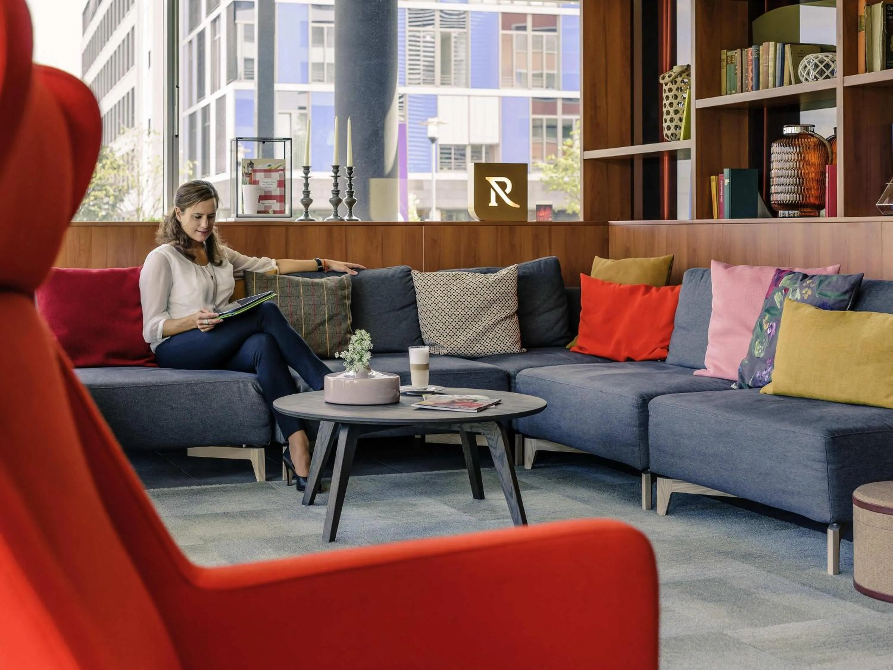 Restaurant/places to eat in Mercure Hotel Frankfurt Eschborn Helfmann-Park