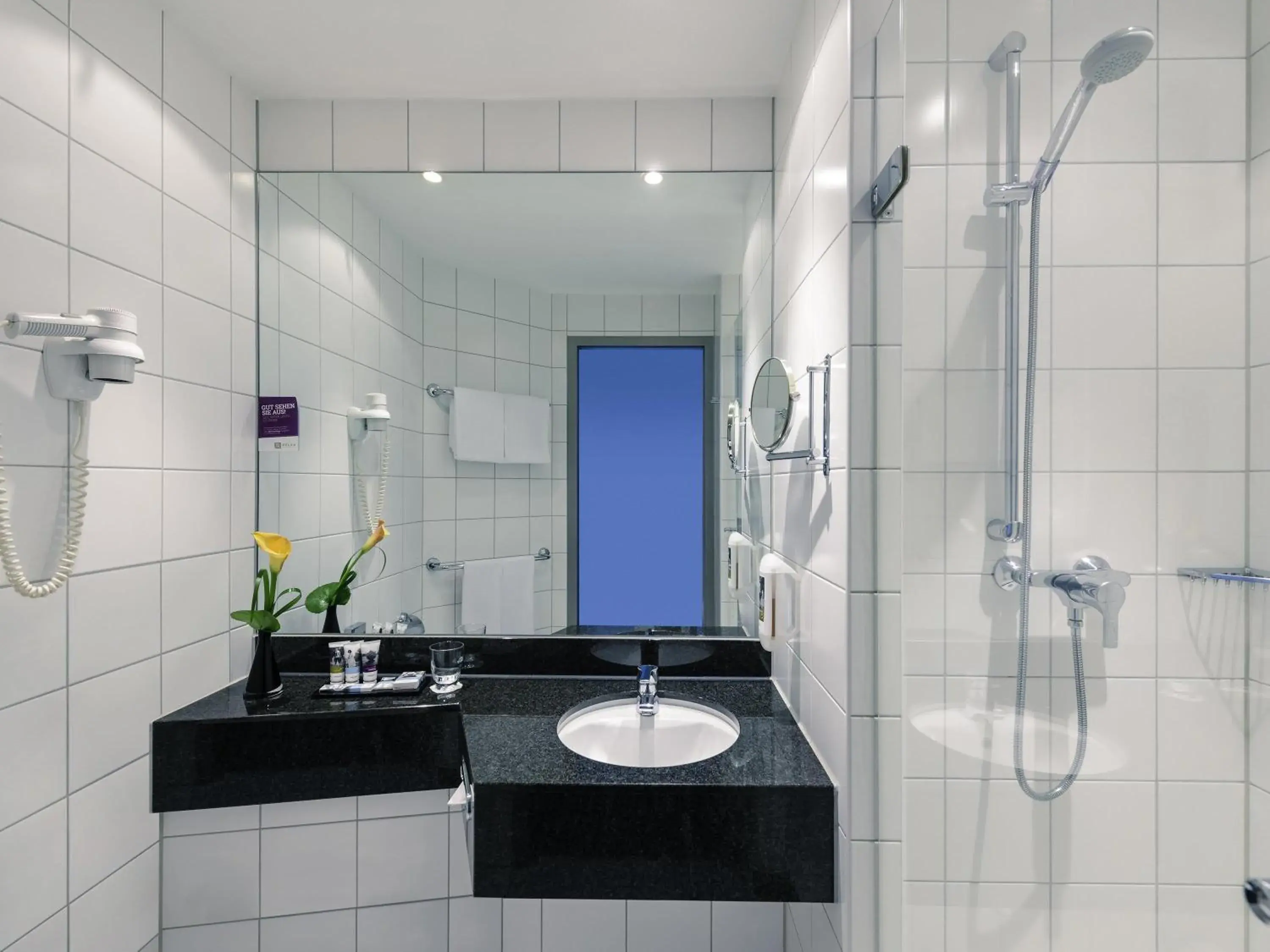 Bedroom in Mercure Hotel Frankfurt Eschborn Helfmann-Park Bedroom in Mercure Hotel Frankfurt Eschborn Helfmann-Park