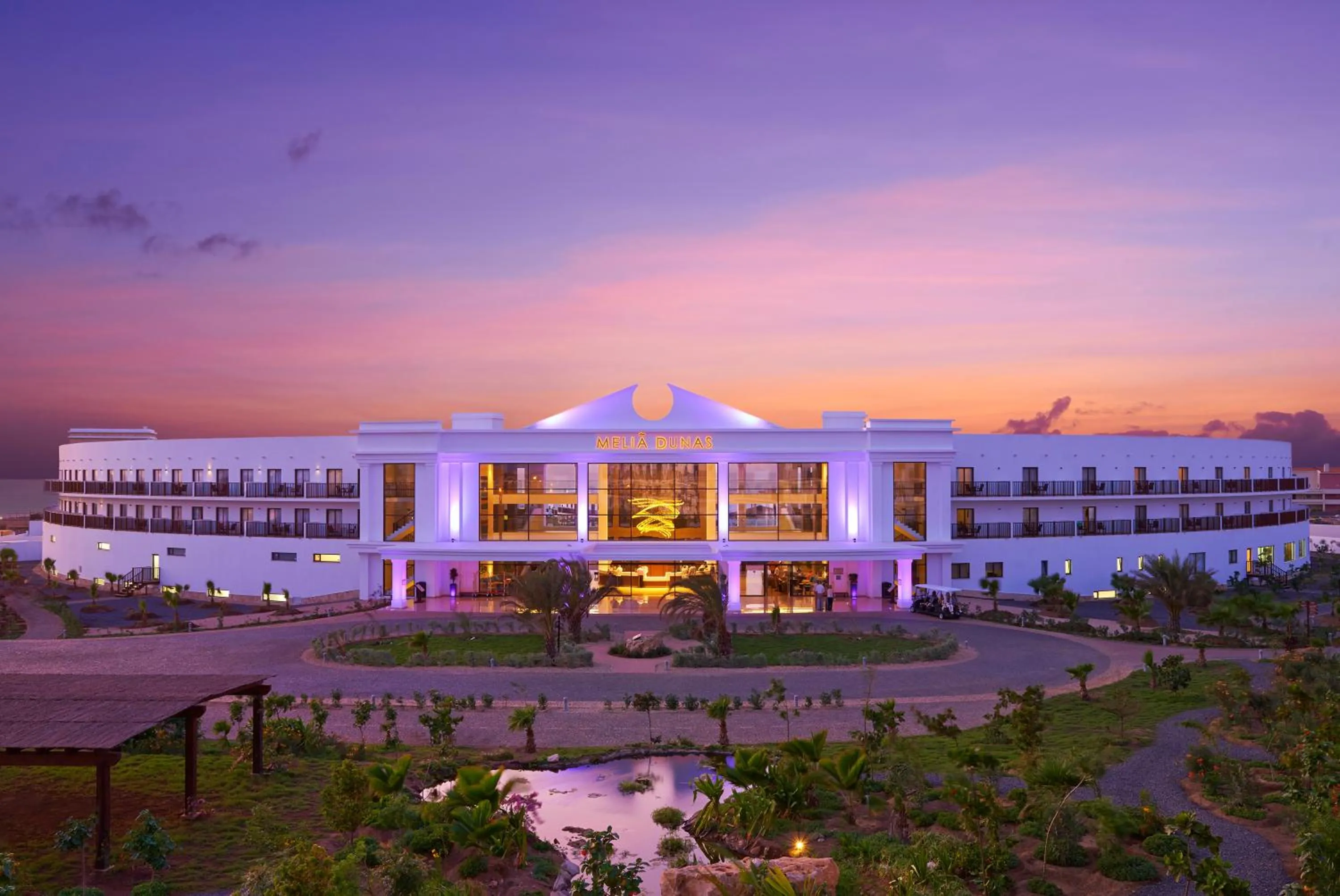 Facade/entrance in Melia Dunas Beach Resort & Spa - All Inclusive
