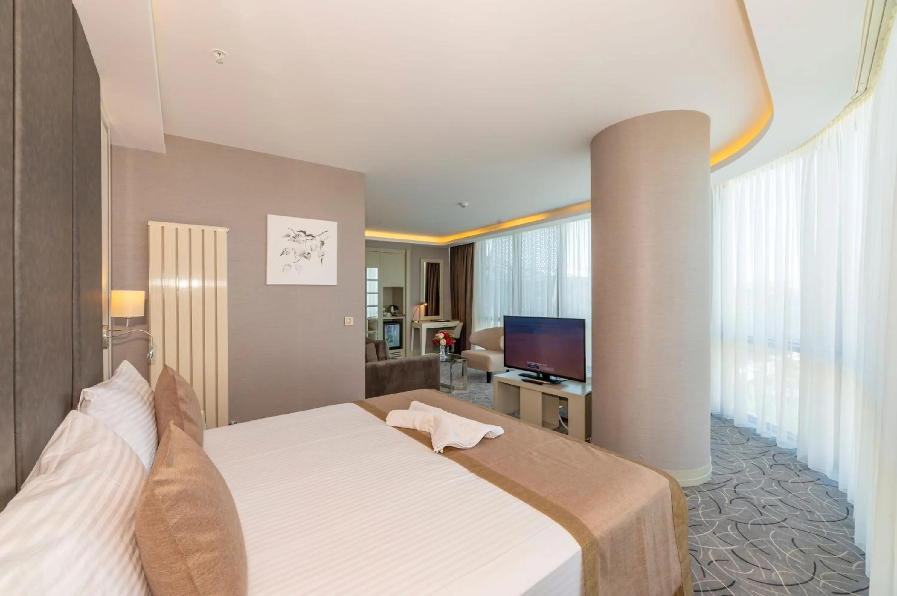 Bedroom, Bed in The Conforium Hotel Van