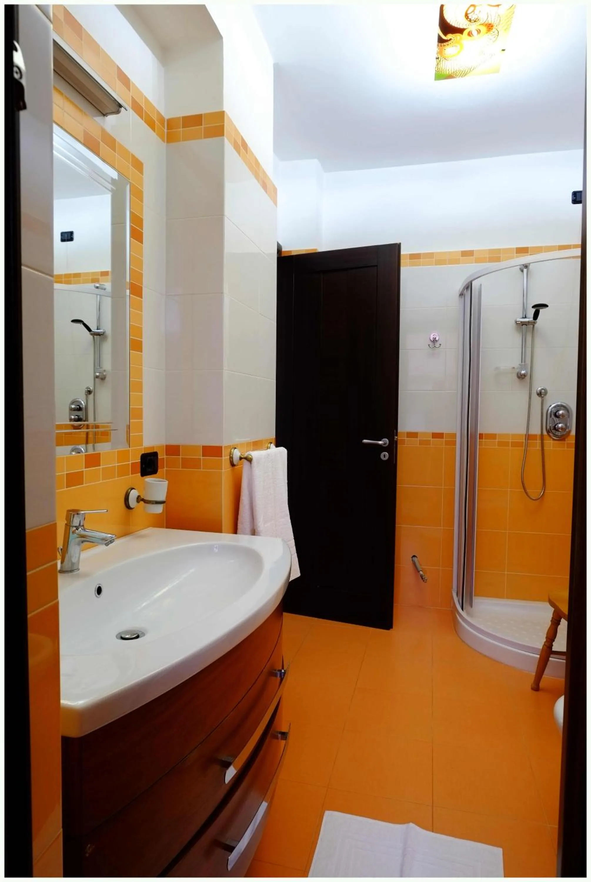 Bathroom in Beb Alla Marina Tortora