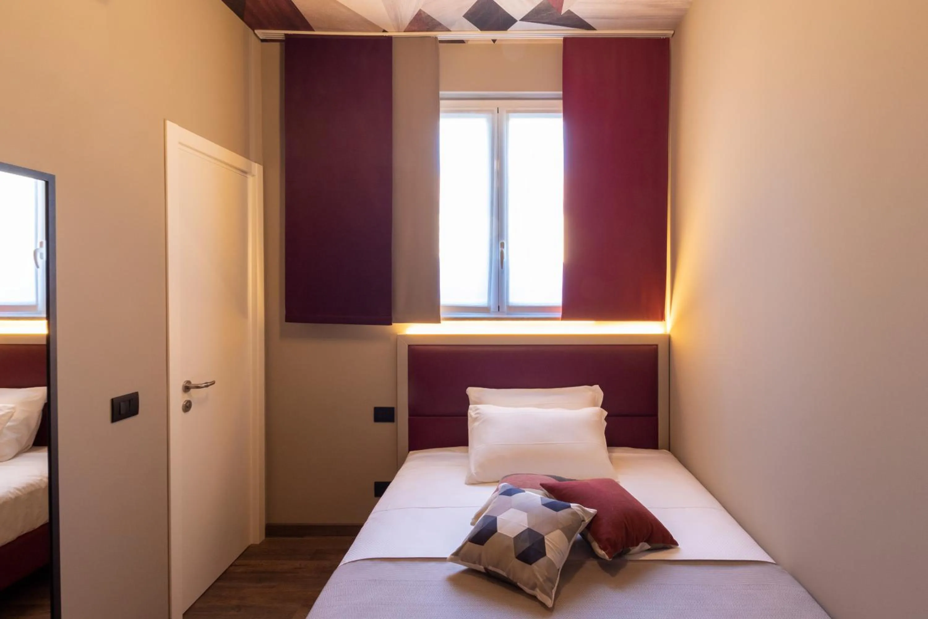 Bed in The Time -Home & Hotel-