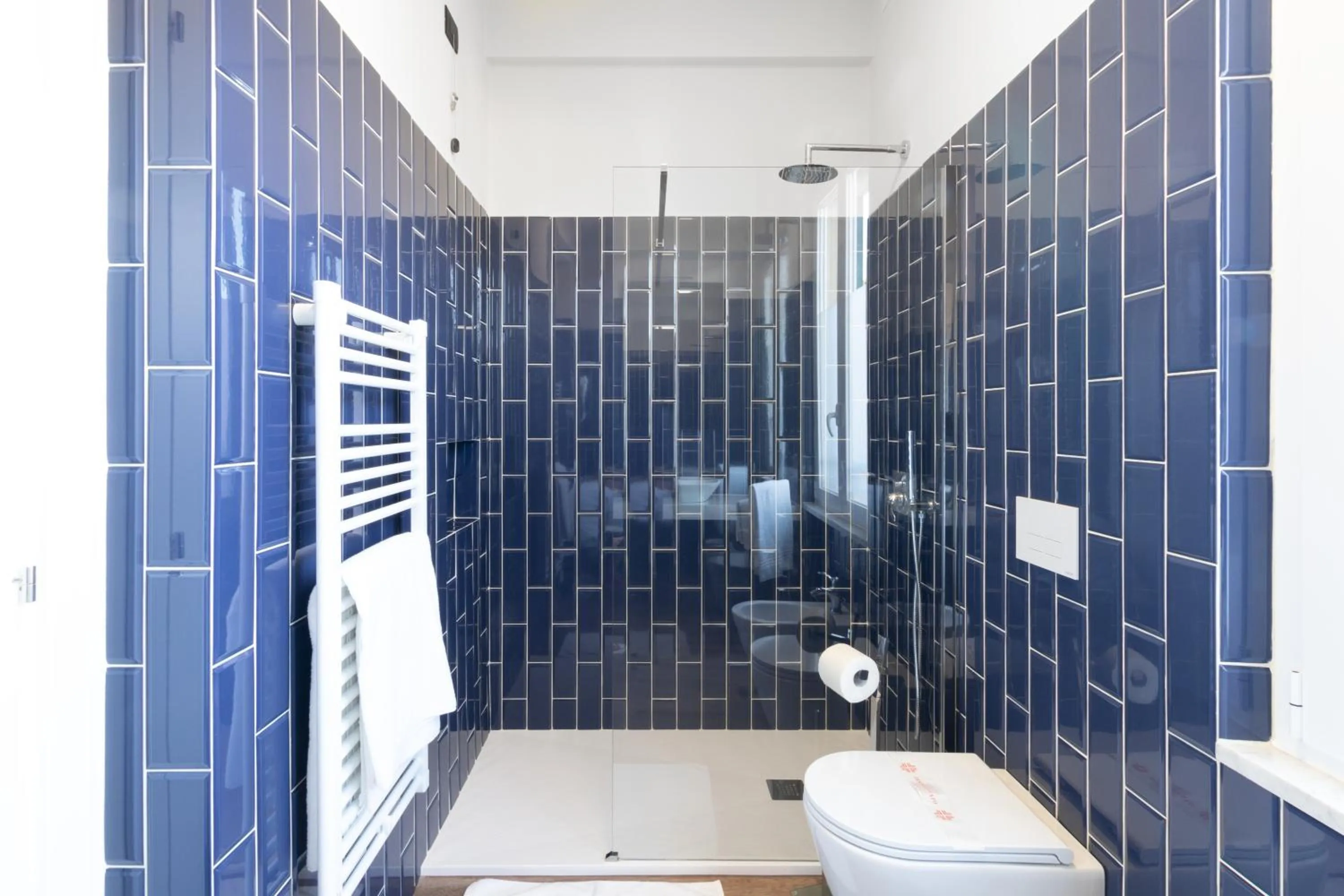 Shower in The Time -Home & Hotel-