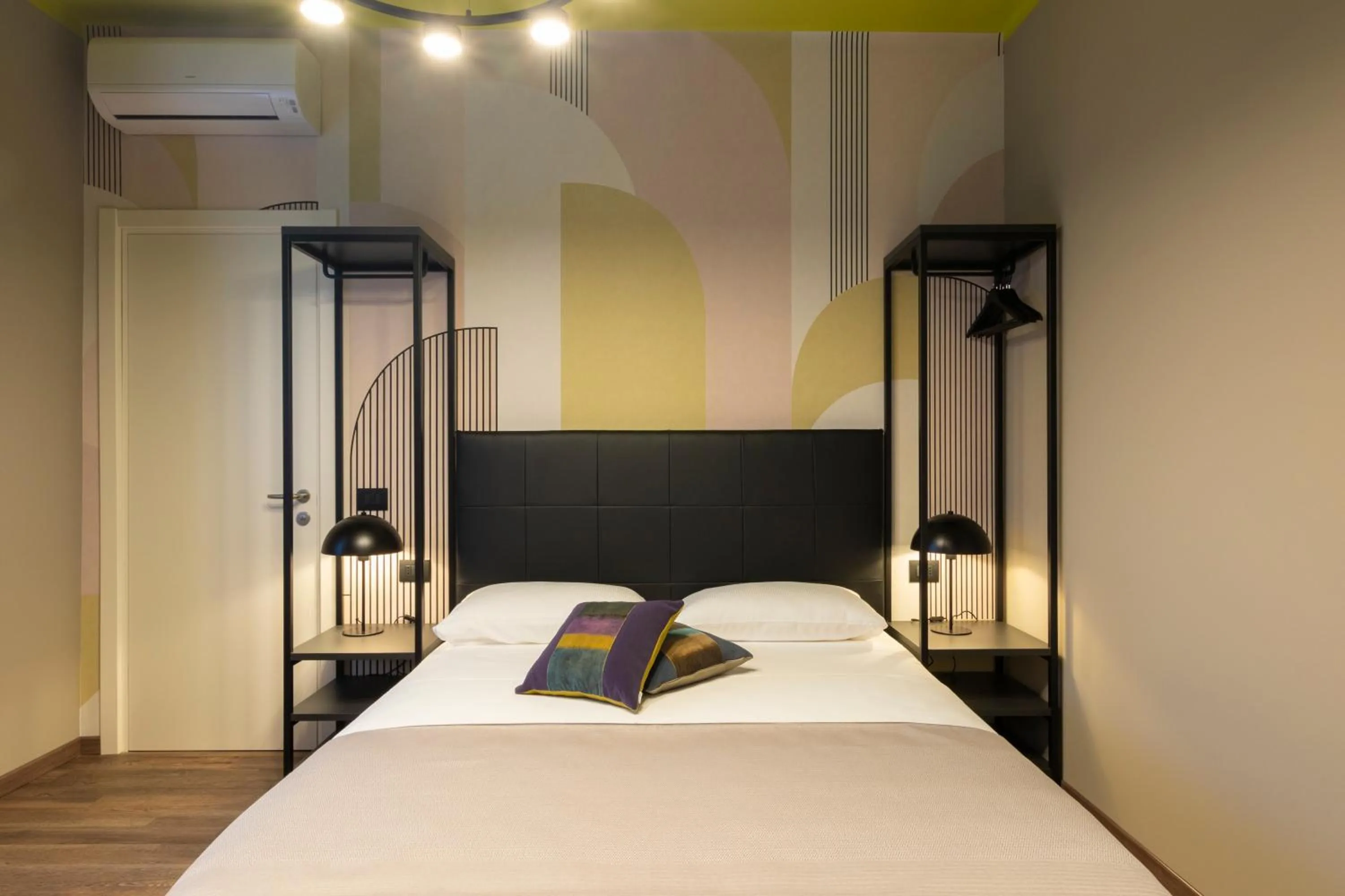 Bed in The Time -Home & Hotel-