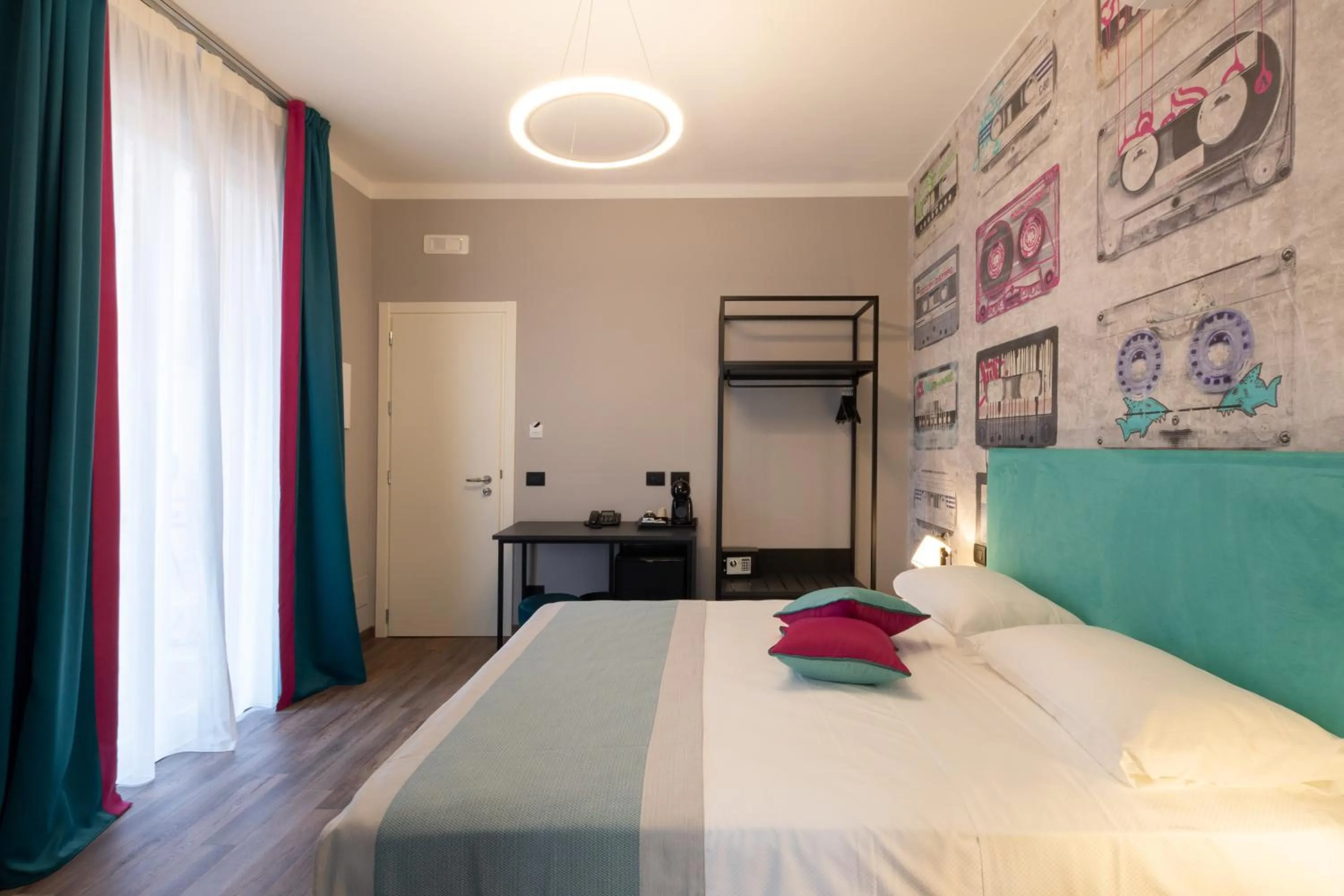 Bed in The Time -Home & Hotel-