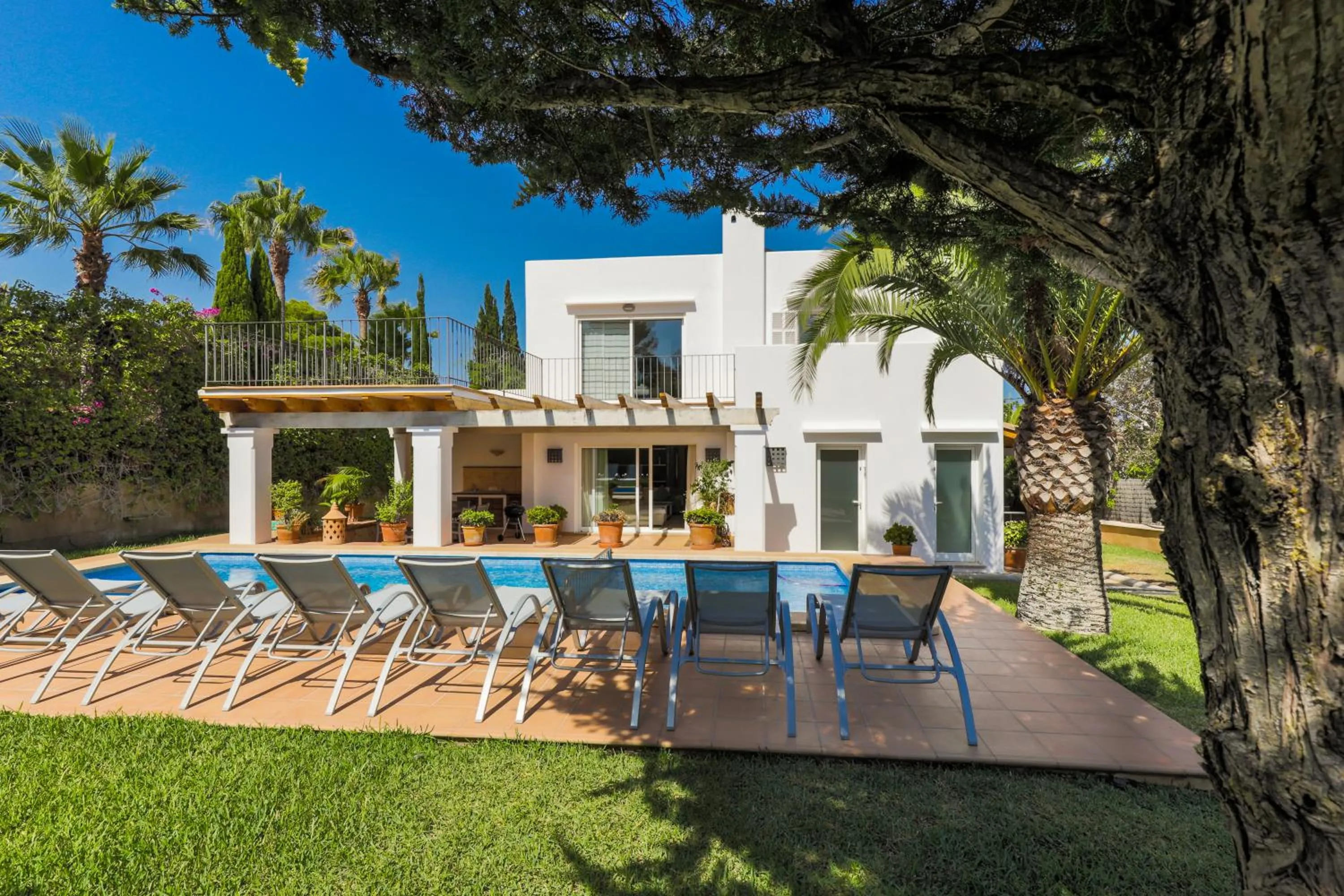 Villa Marques de Comillas 12