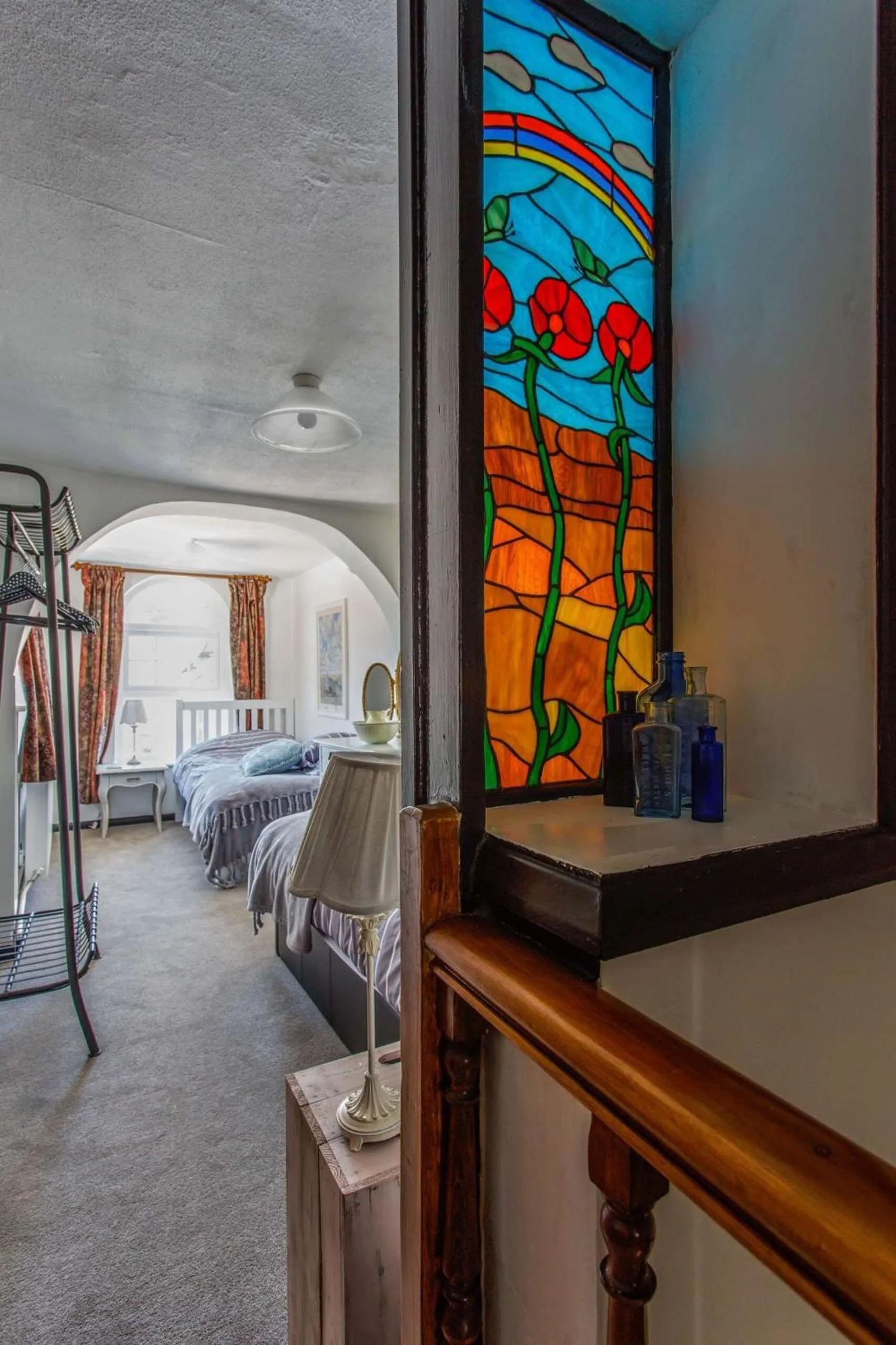 Other, Bed in Modern living, Charming Old Town Cottage