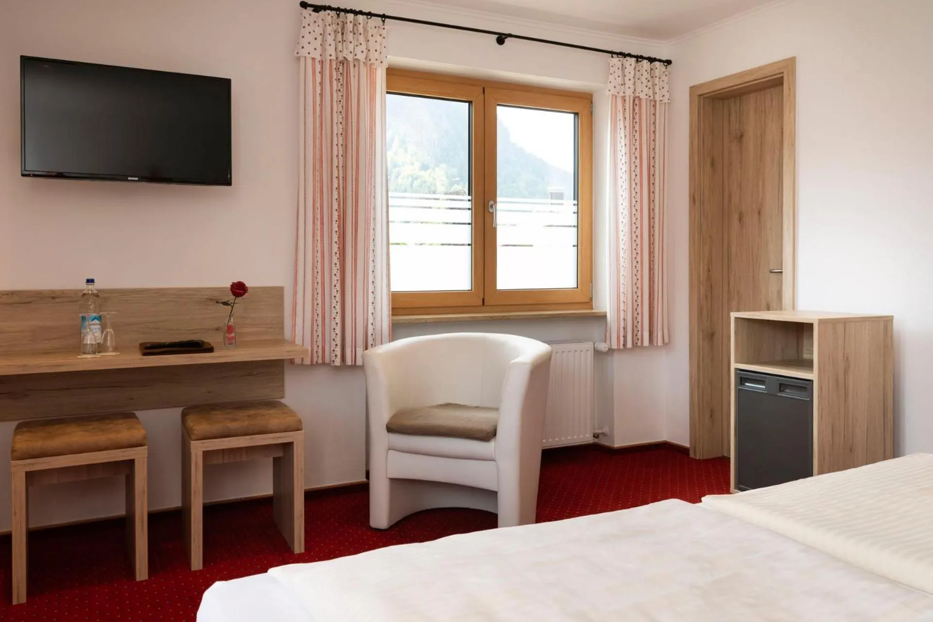 Photo of the whole room, Bed in Hotel Bergidyll