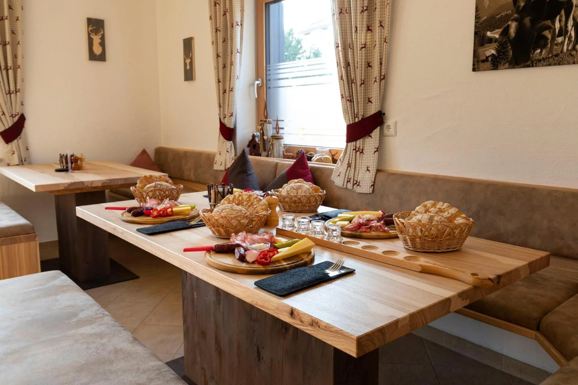 Lounge or bar in Hotel Bergidyll