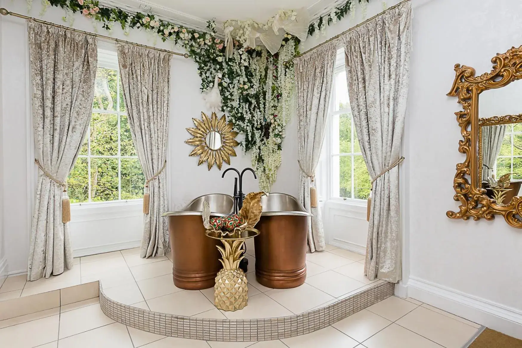 Presidential Suite in RainHill Hall Hotel Presidential Suite in RainHill Hall Hotel