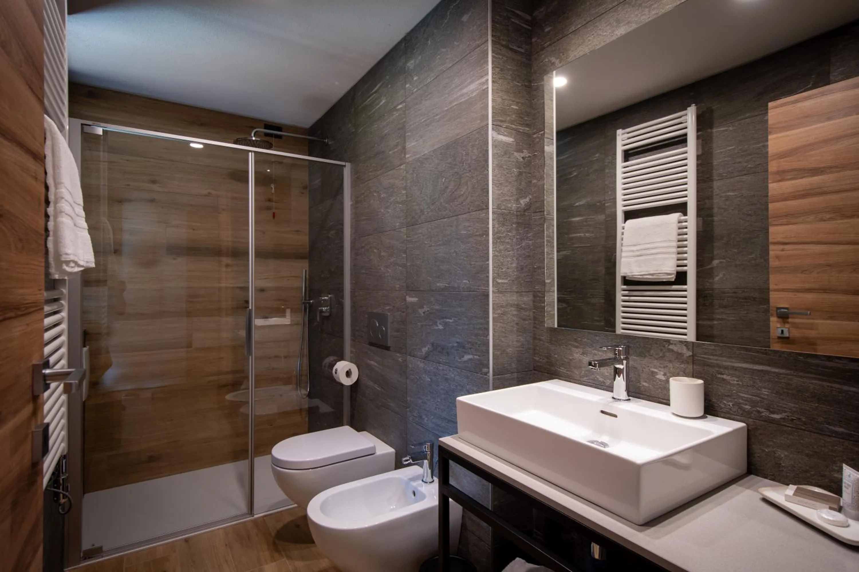 Bathroom in Nira Mountain Resort Futura