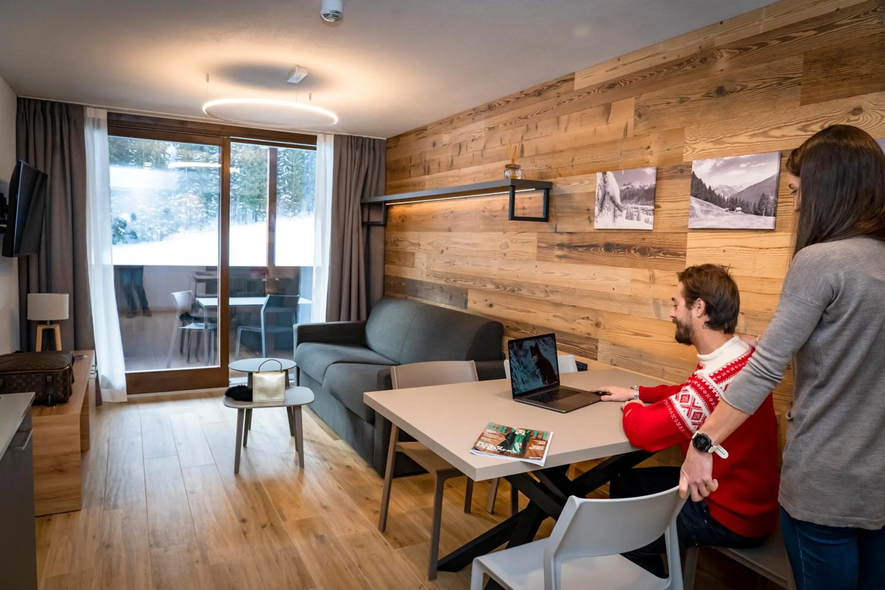 People in Nira Mountain Resort Futura