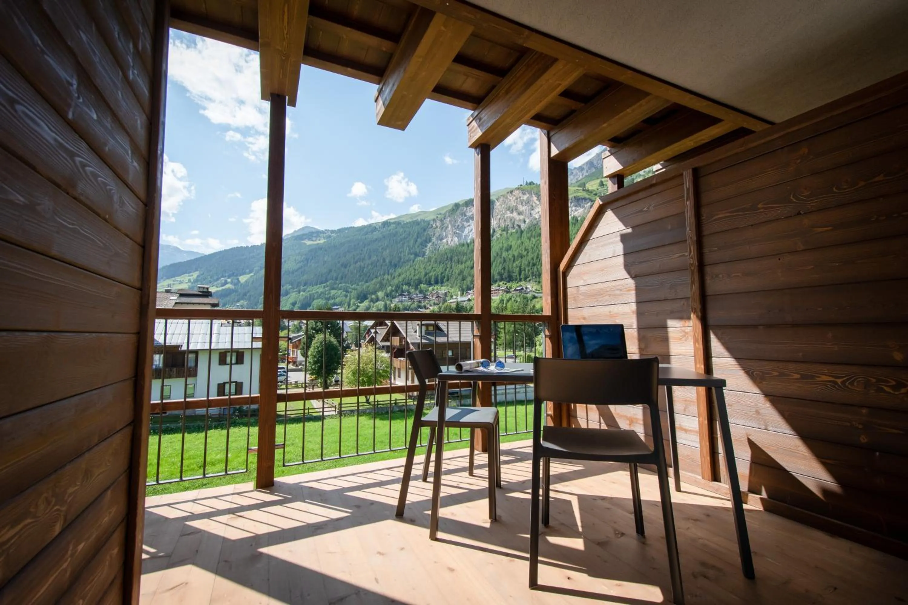 Balcony/Terrace in Nira Mountain Resort Futura