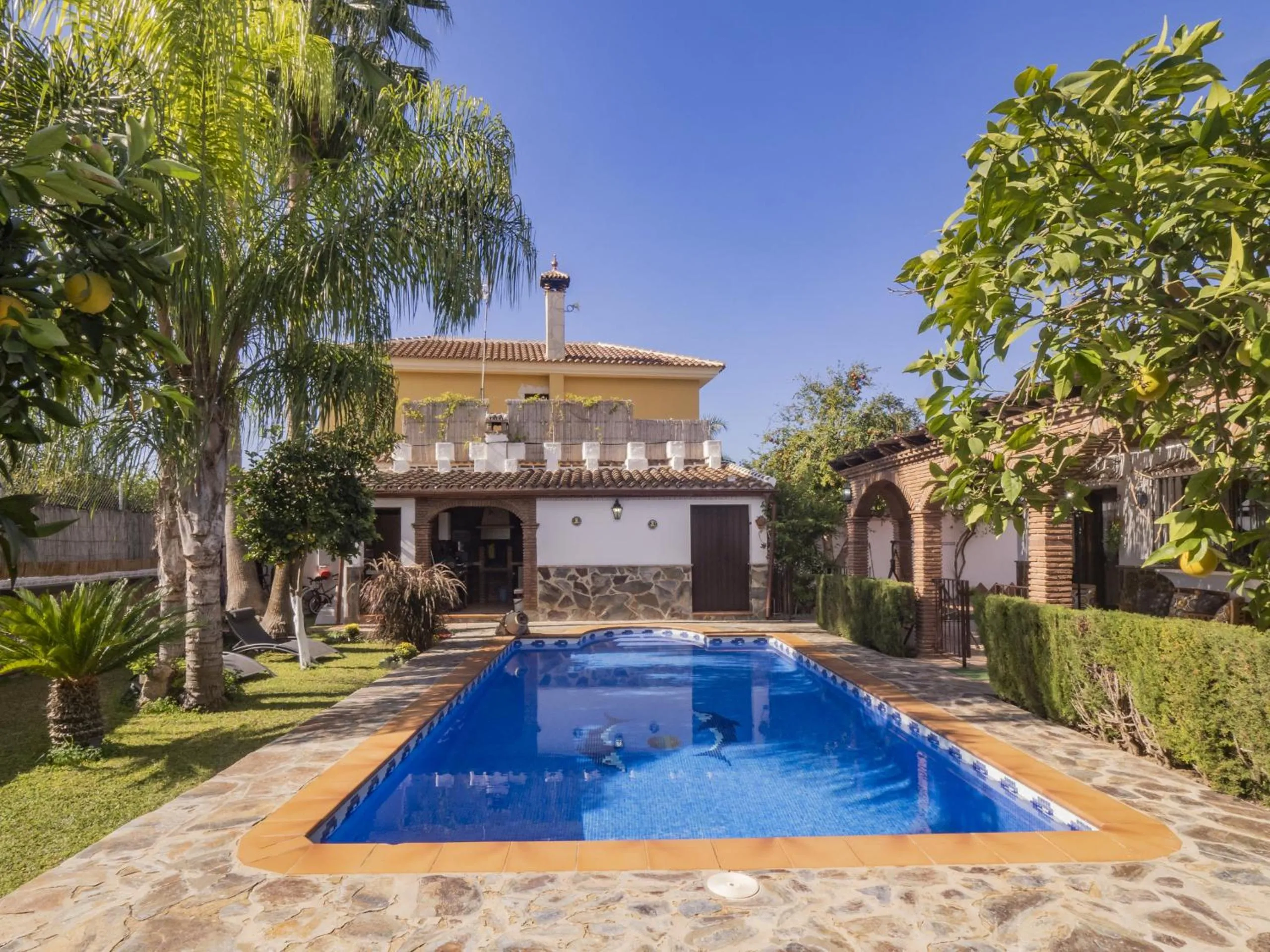 Swimming pool in Cubo's Casa Rural Sol