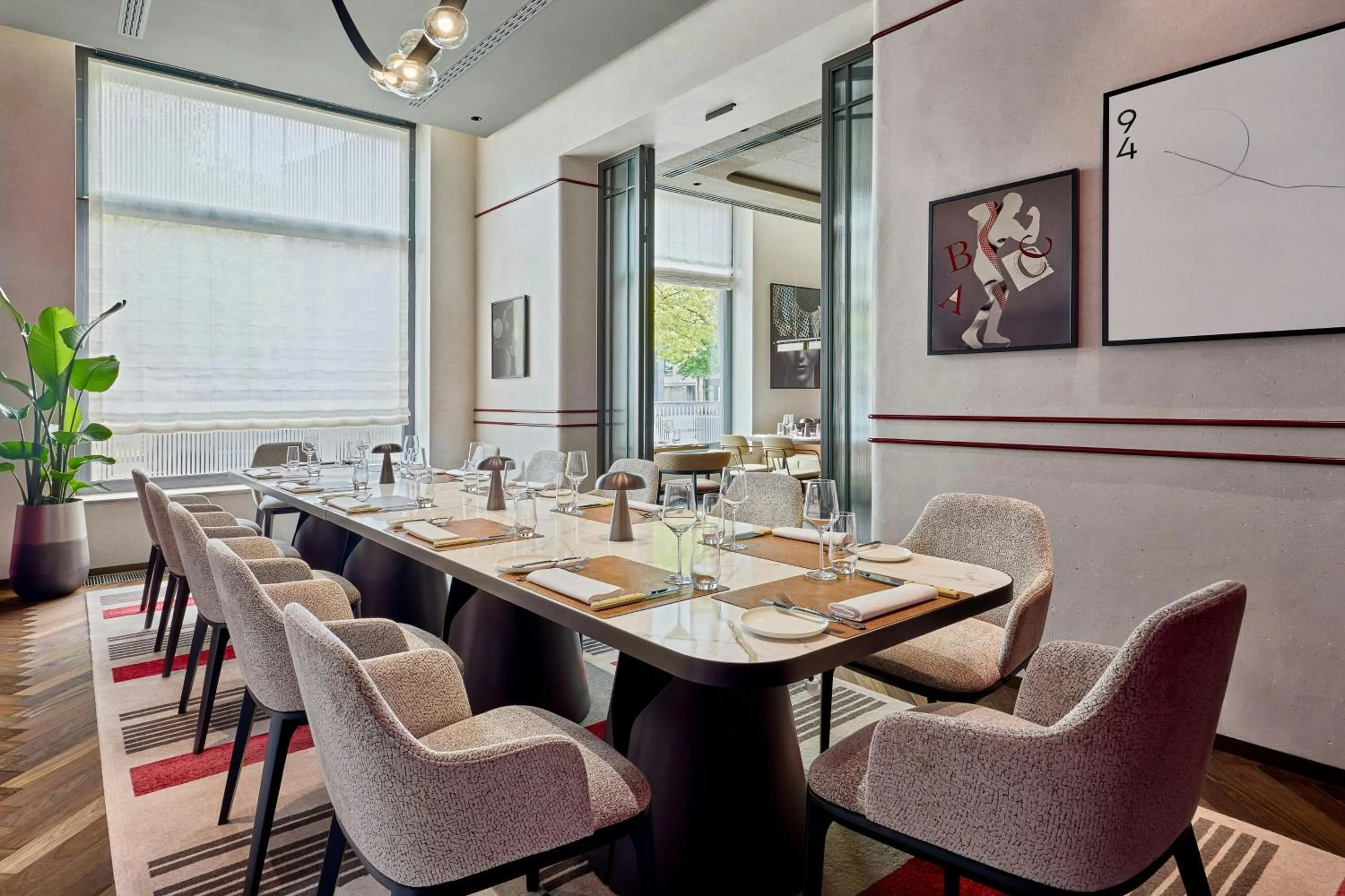 Restaurant/places to eat in Berlin Marriott Hotel