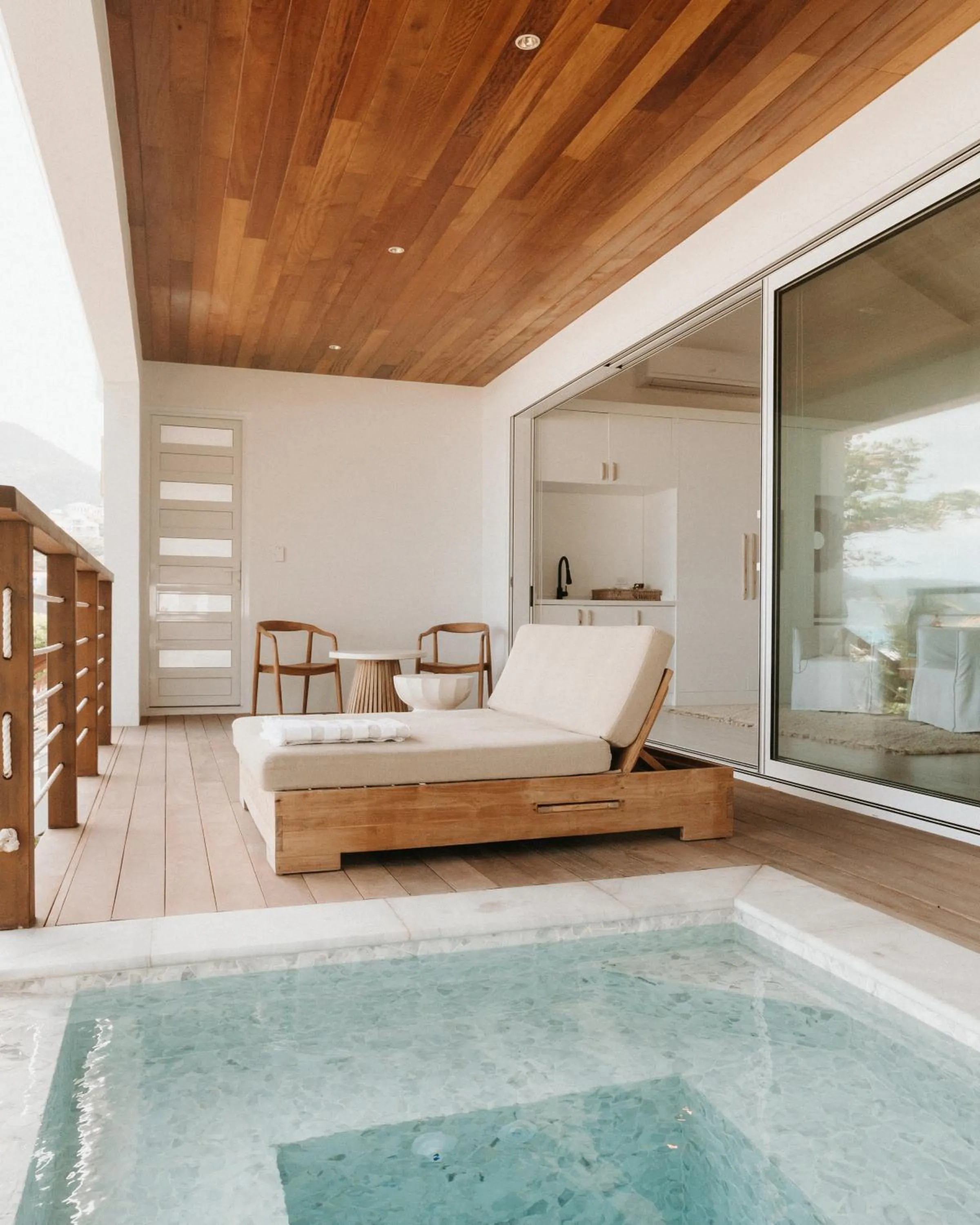 Swimming pool in Long Bay Beach Resort