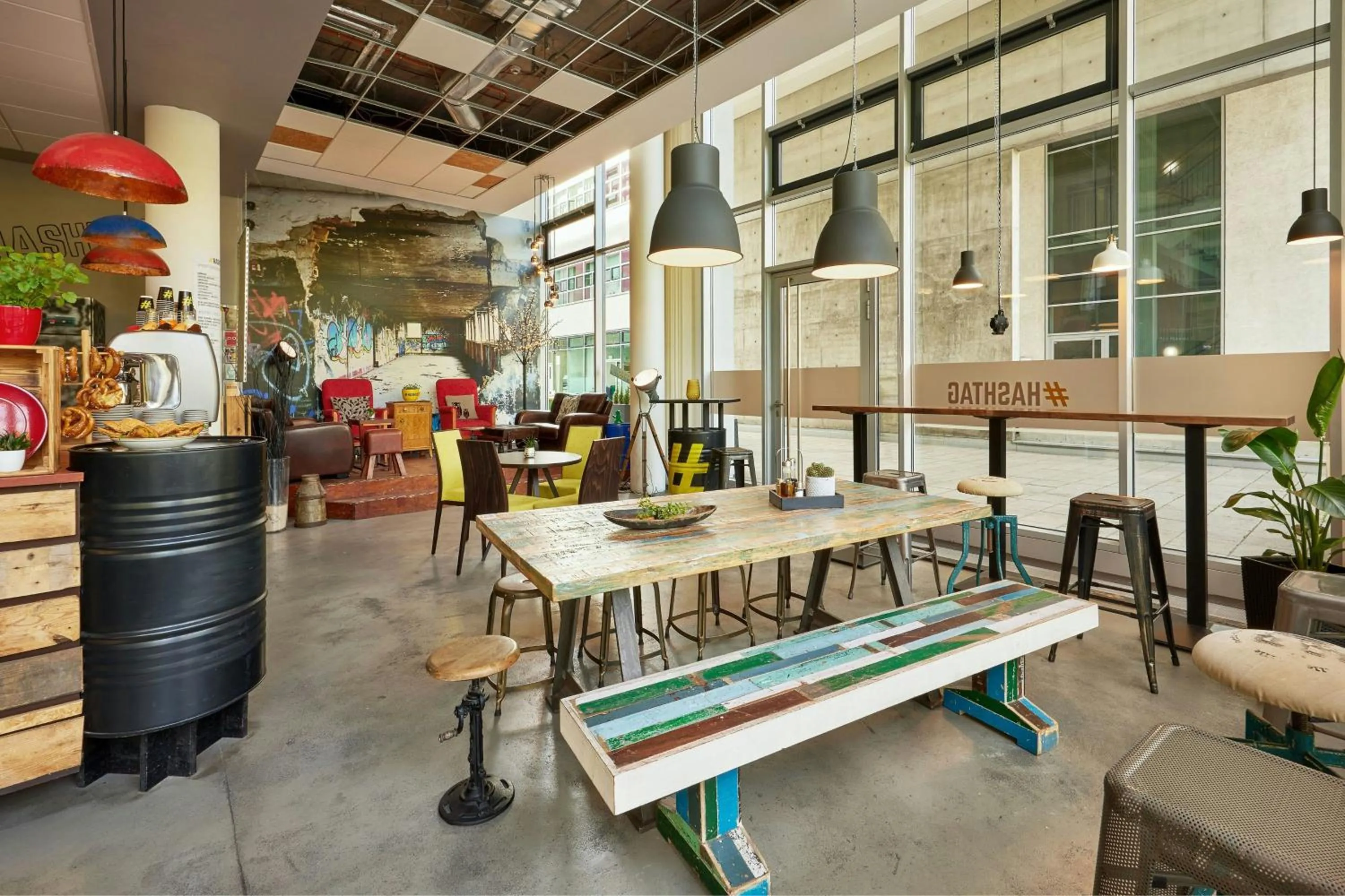 Restaurant/places to eat in Courtyard by Marriott Berlin City Center