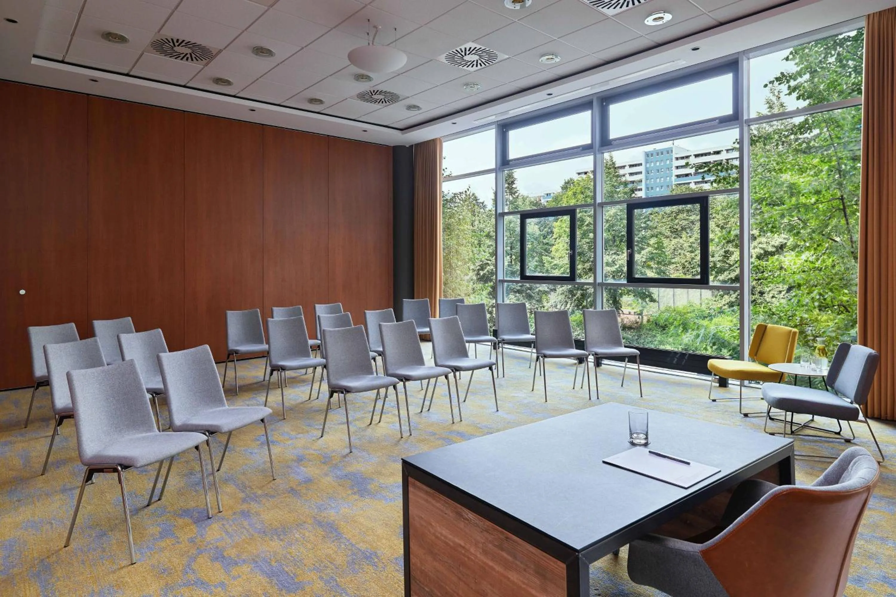 Meeting/conference room in Courtyard by Marriott Berlin City Center