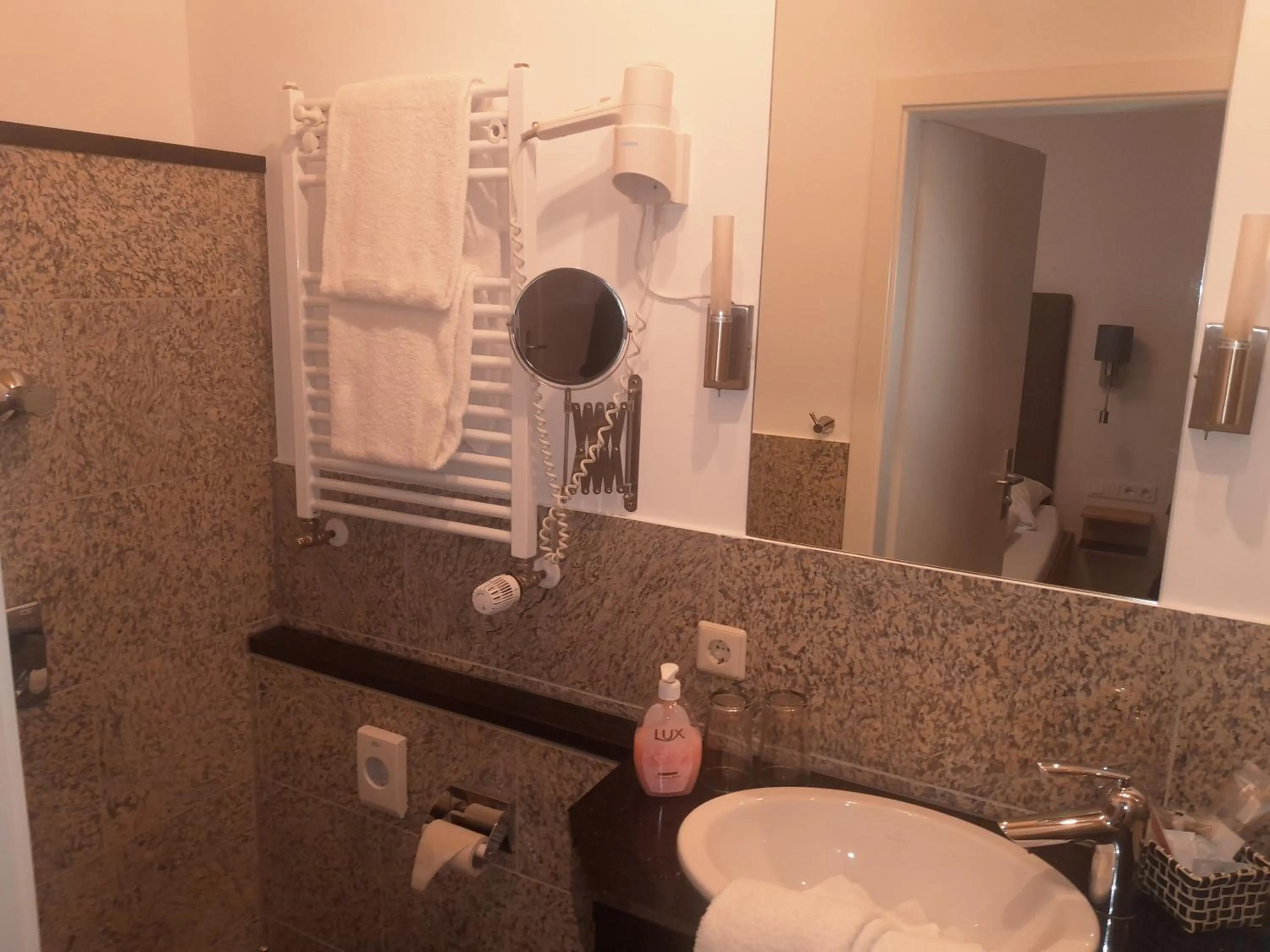 Hotel & Restaurant Fischer