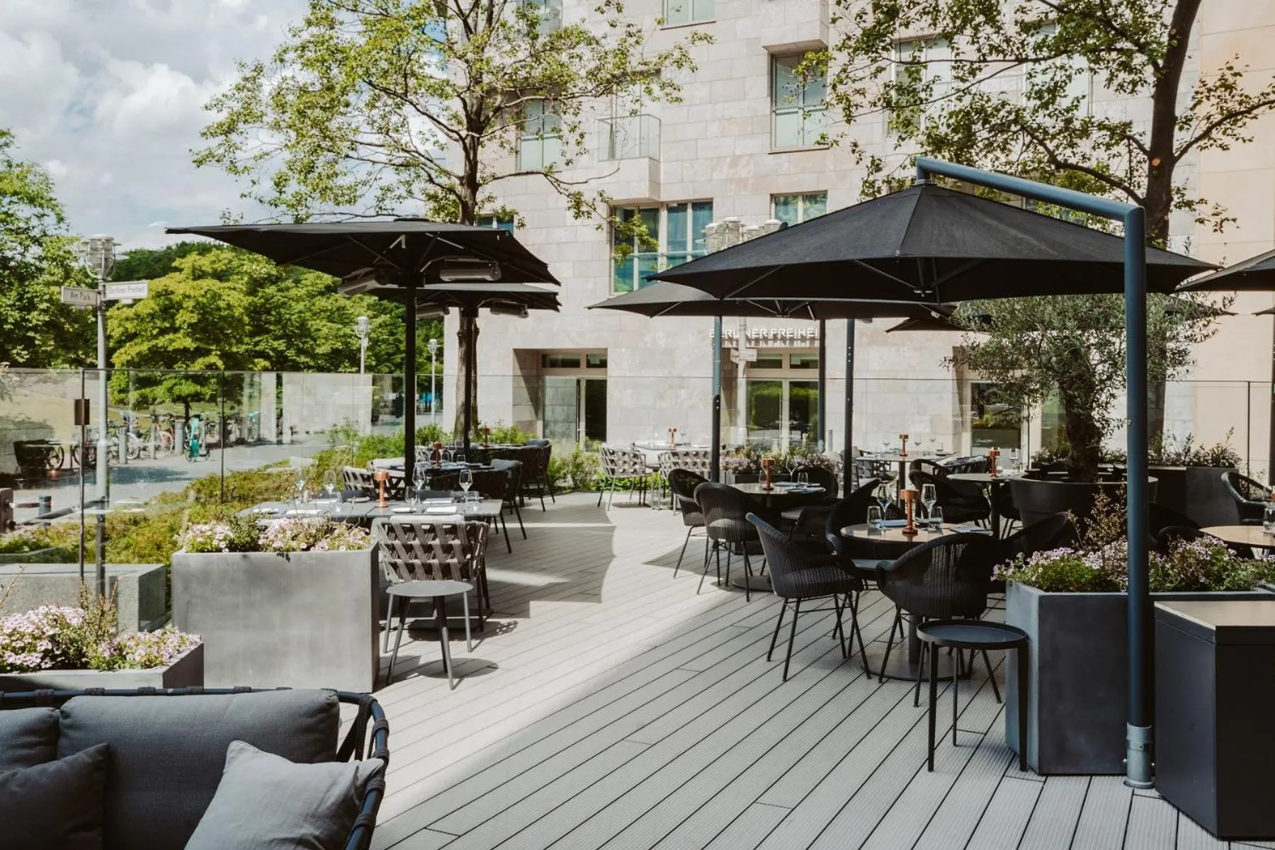 Restaurant/places to eat in The Ritz-Carlton, Berlin