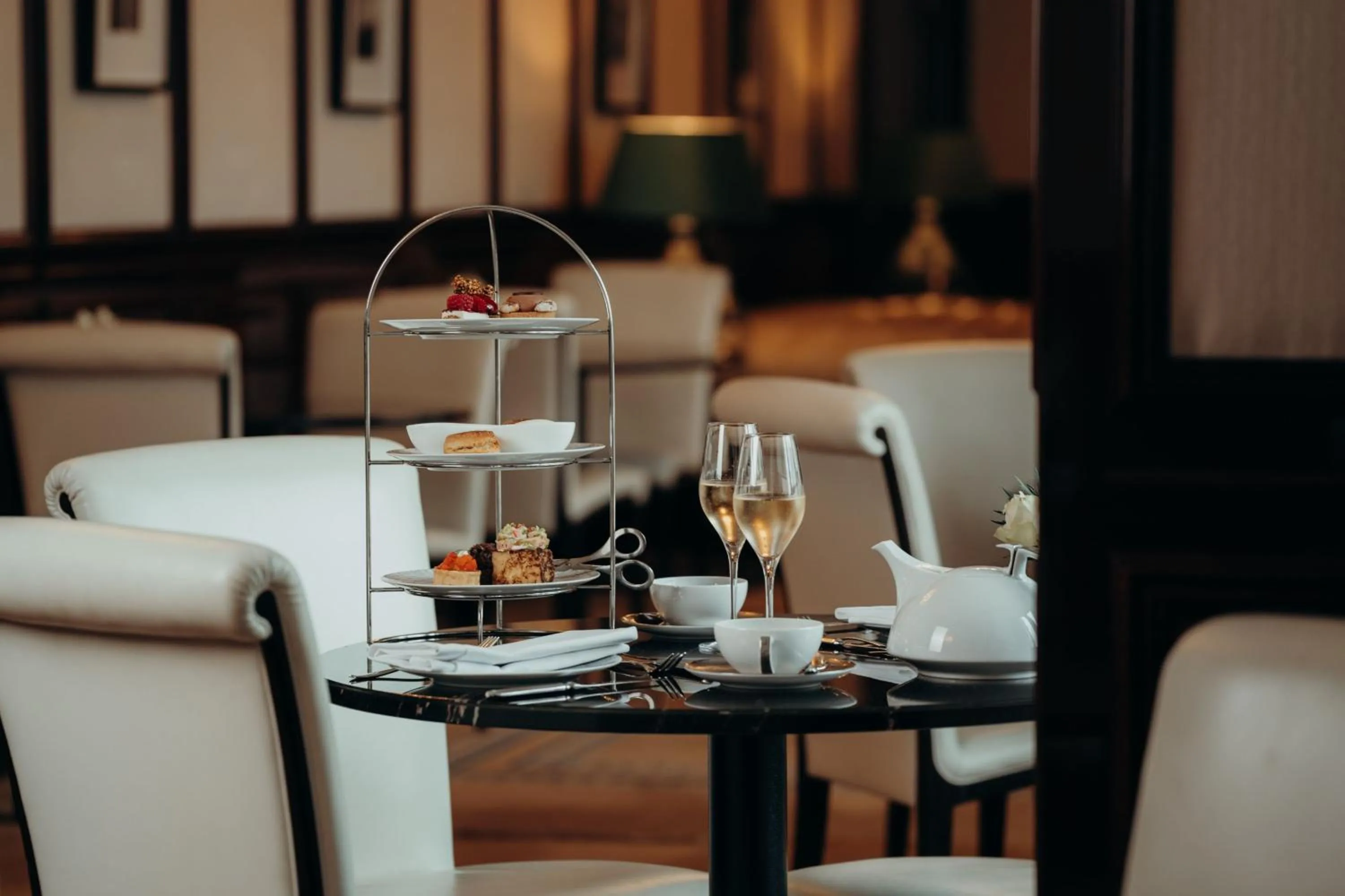 Restaurant/places to eat in The Ritz-Carlton, Berlin