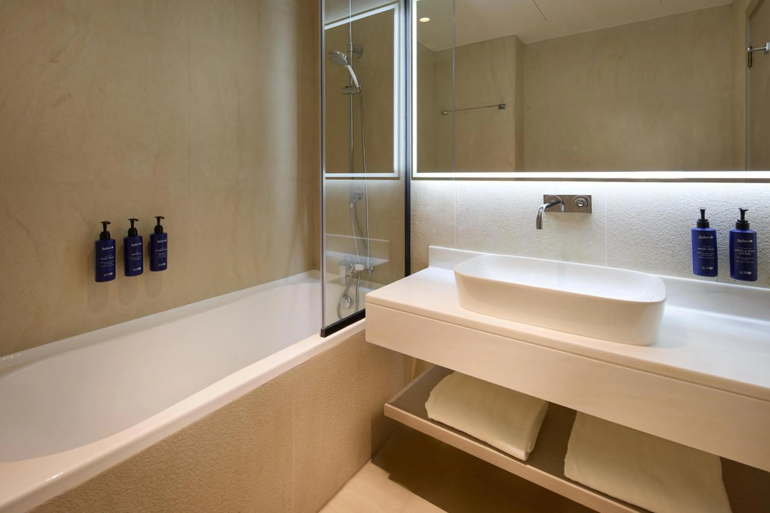 Bathroom in Radisson Blu Residence, Dubai Marina