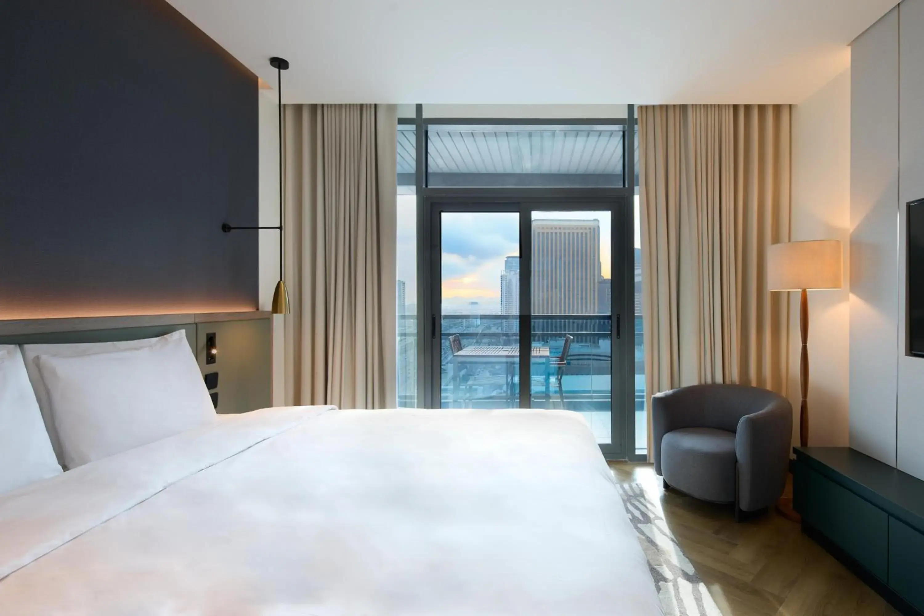 Bed in Radisson Blu Residence, Dubai Marina Bed in Radisson Blu Residence, Dubai Marina