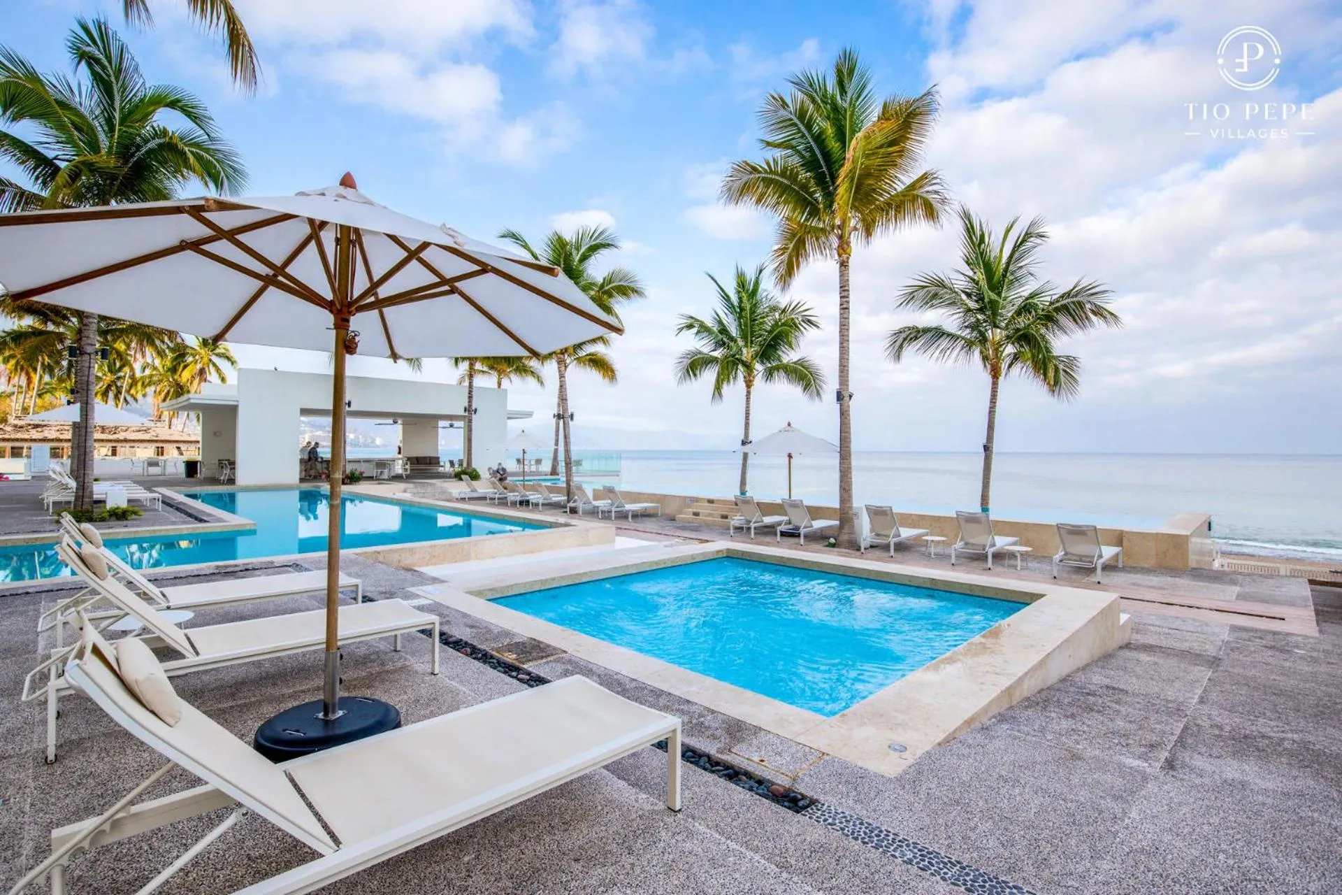 Pool view in Harbor Puerto Vallarta 1008