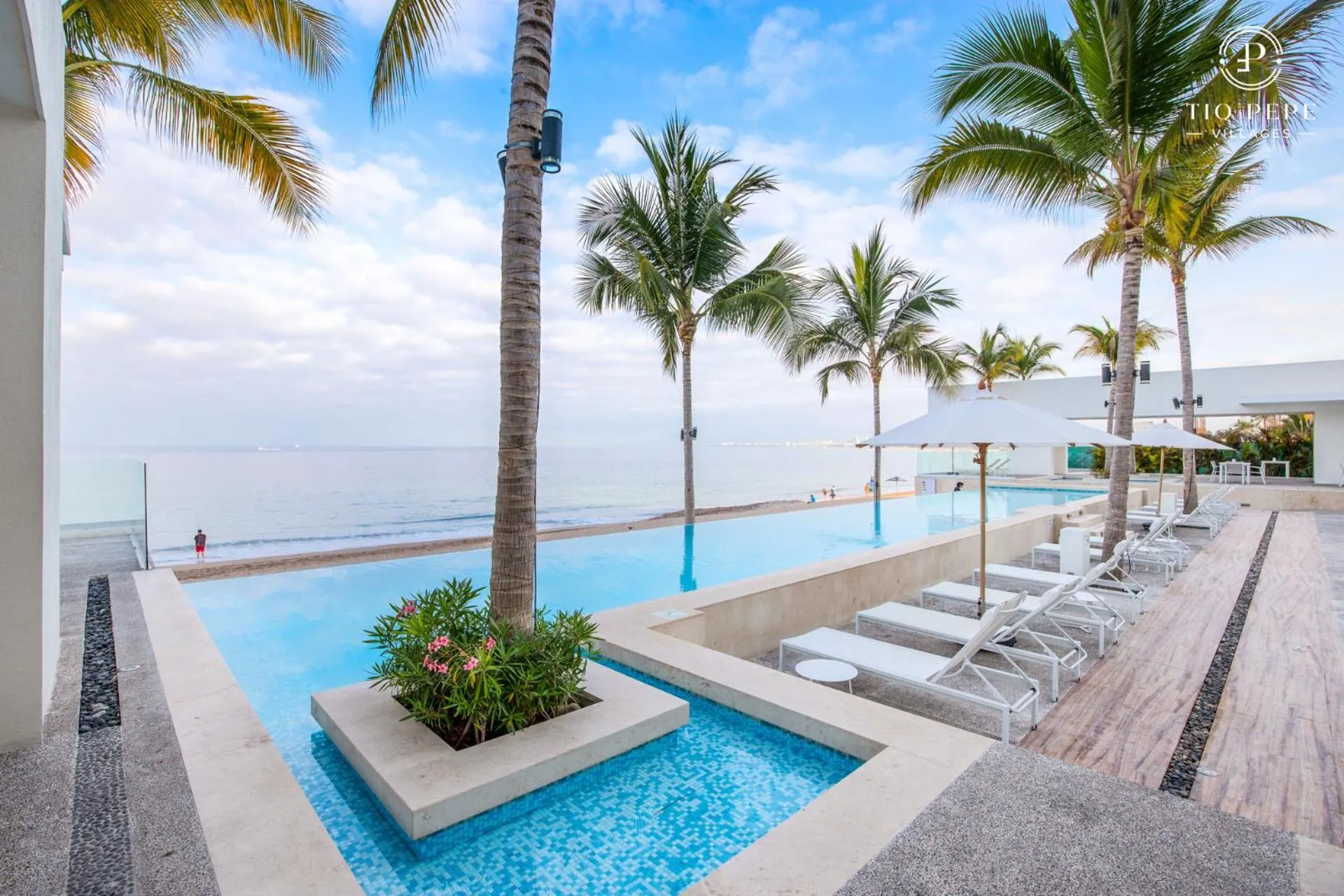 Pool view in Harbor Puerto Vallarta 1008