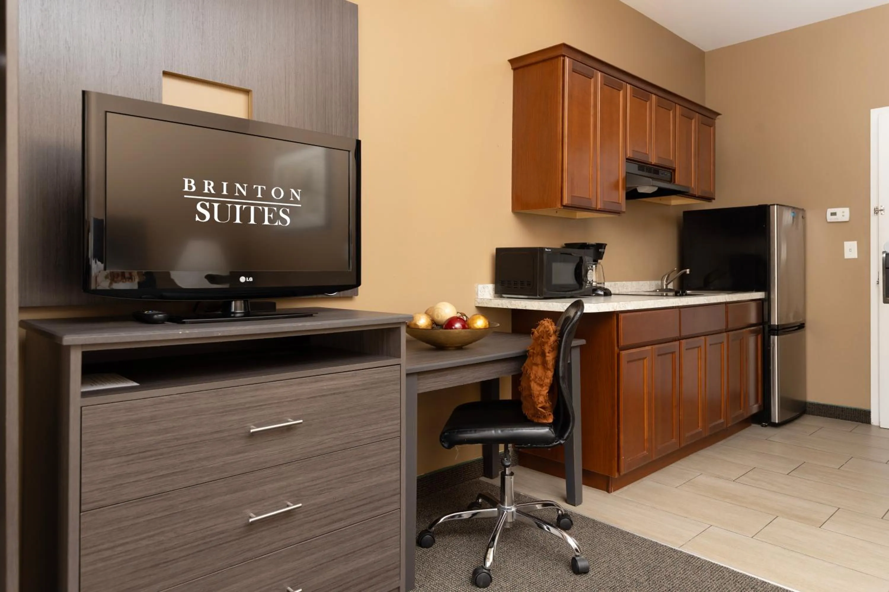 TV and multimedia in Brinton Suites