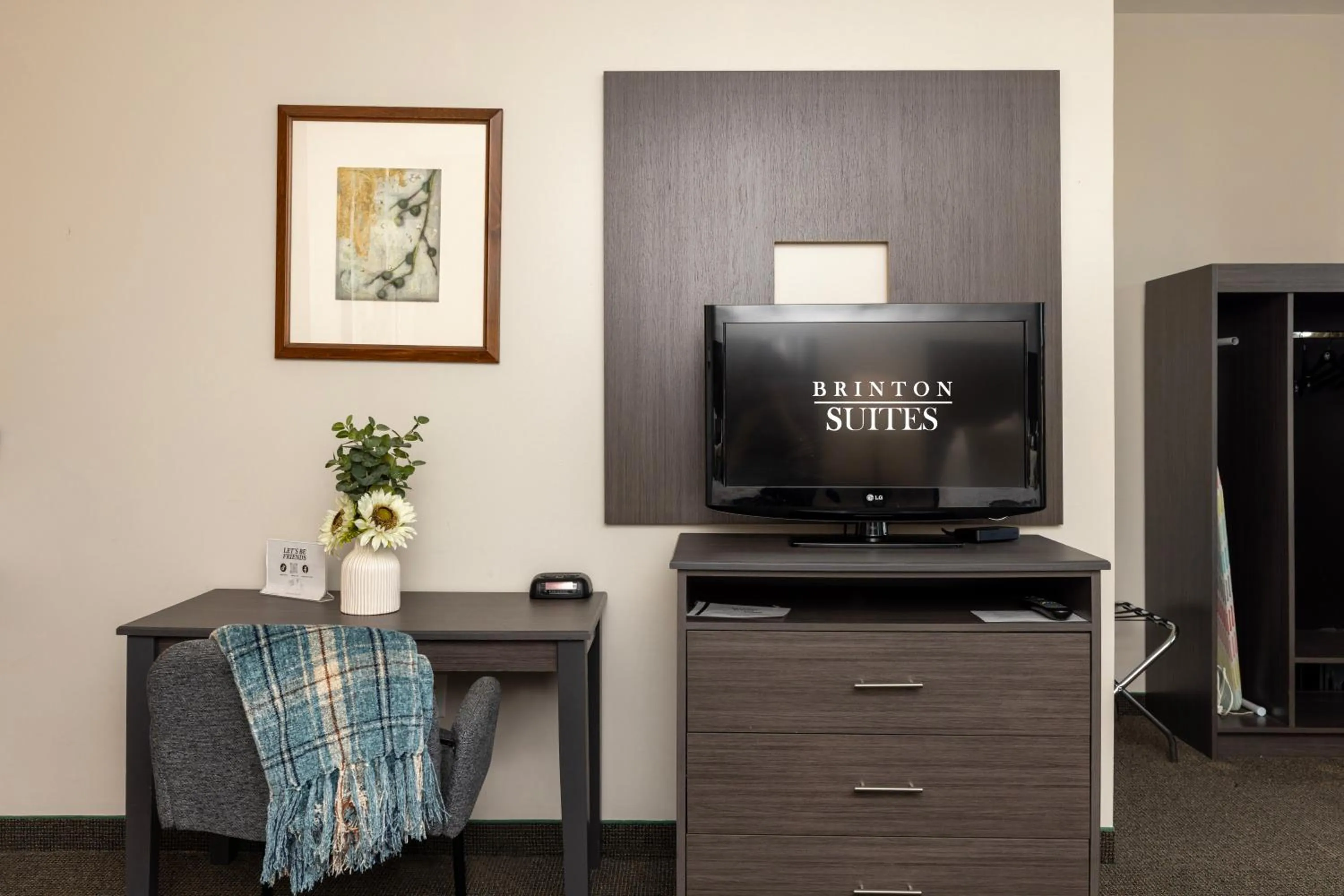 TV and multimedia in Brinton Suites