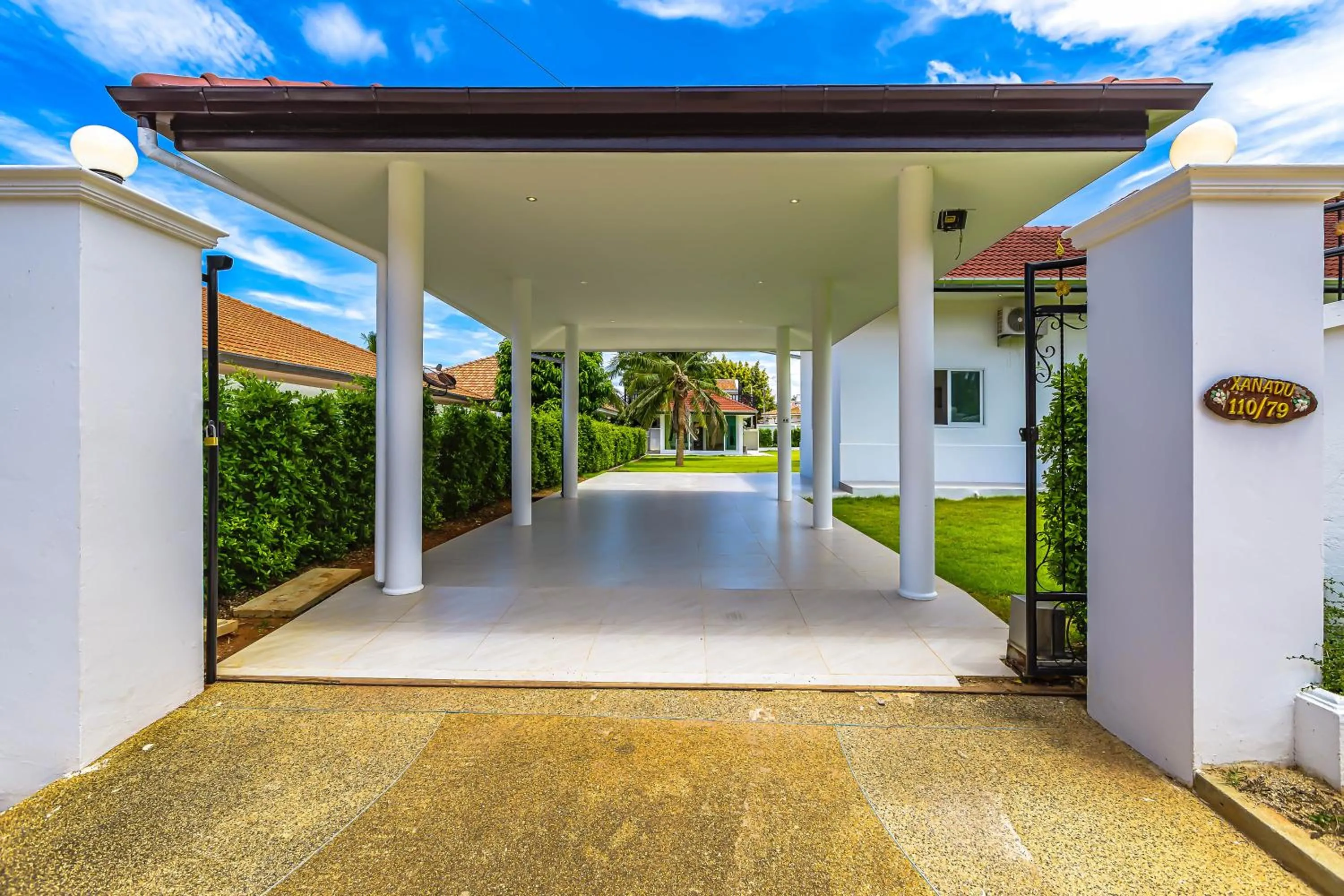 Amazing Private 6 Bedroom Pool Villa ED60