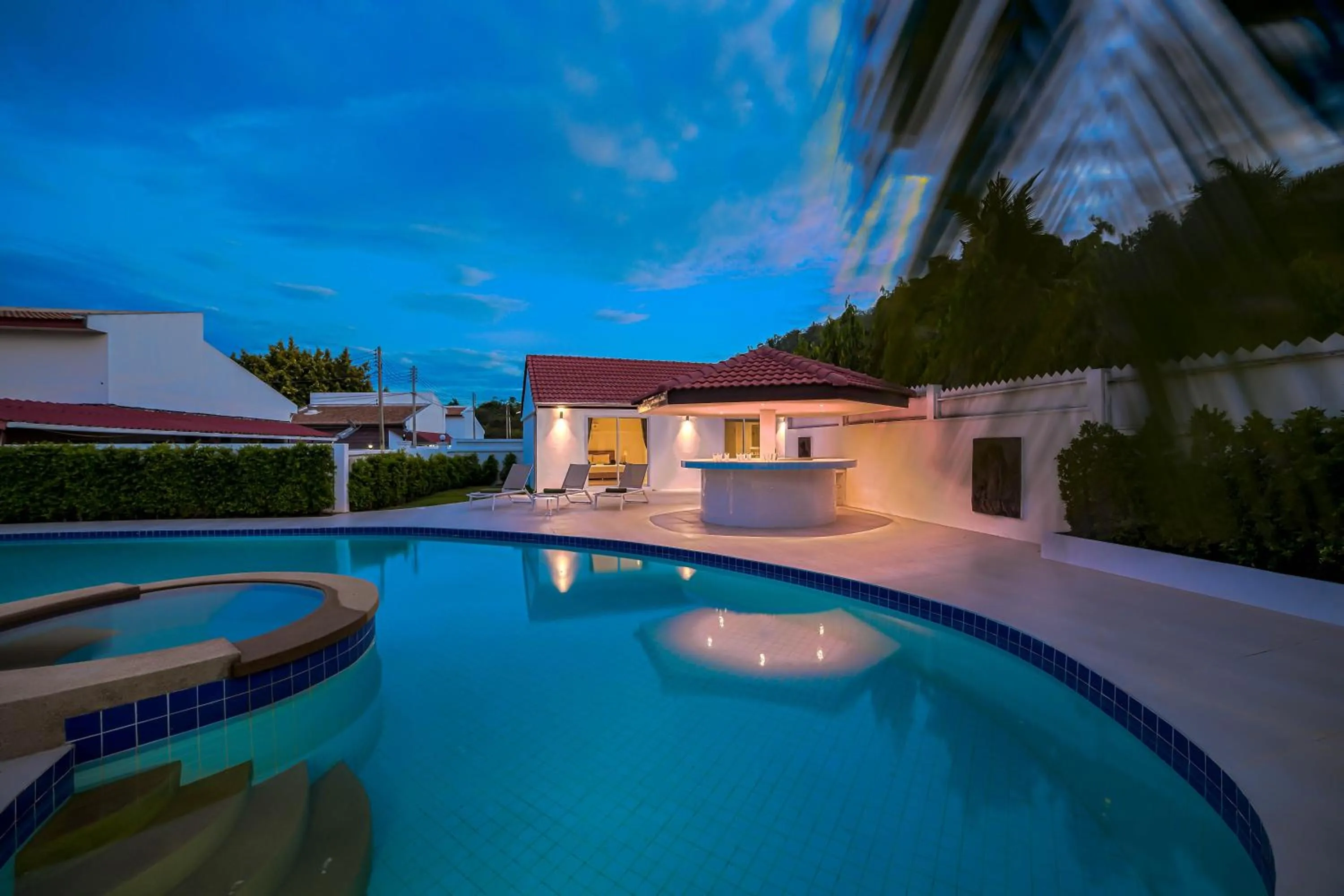 Amazing Private 6 Bedroom Pool Villa ED60