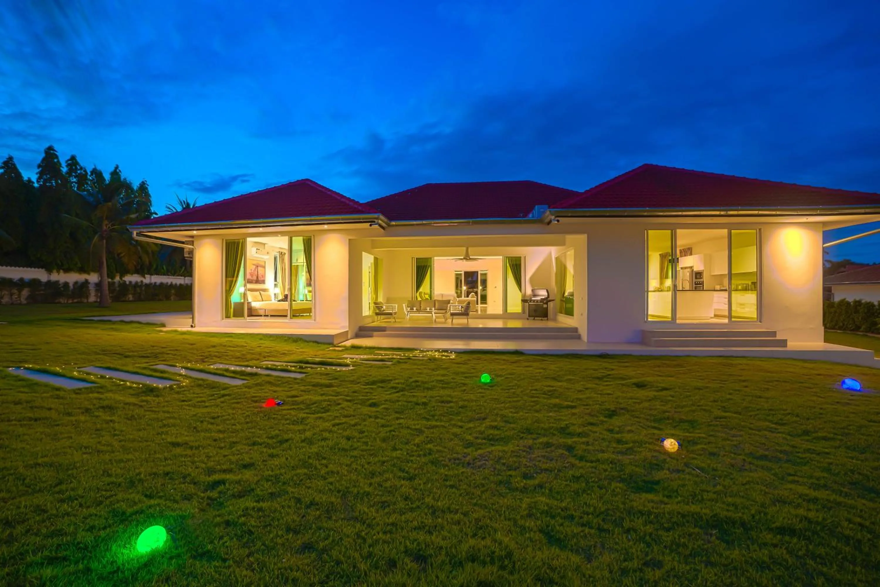 Amazing Private 6 Bedroom Pool Villa ED60