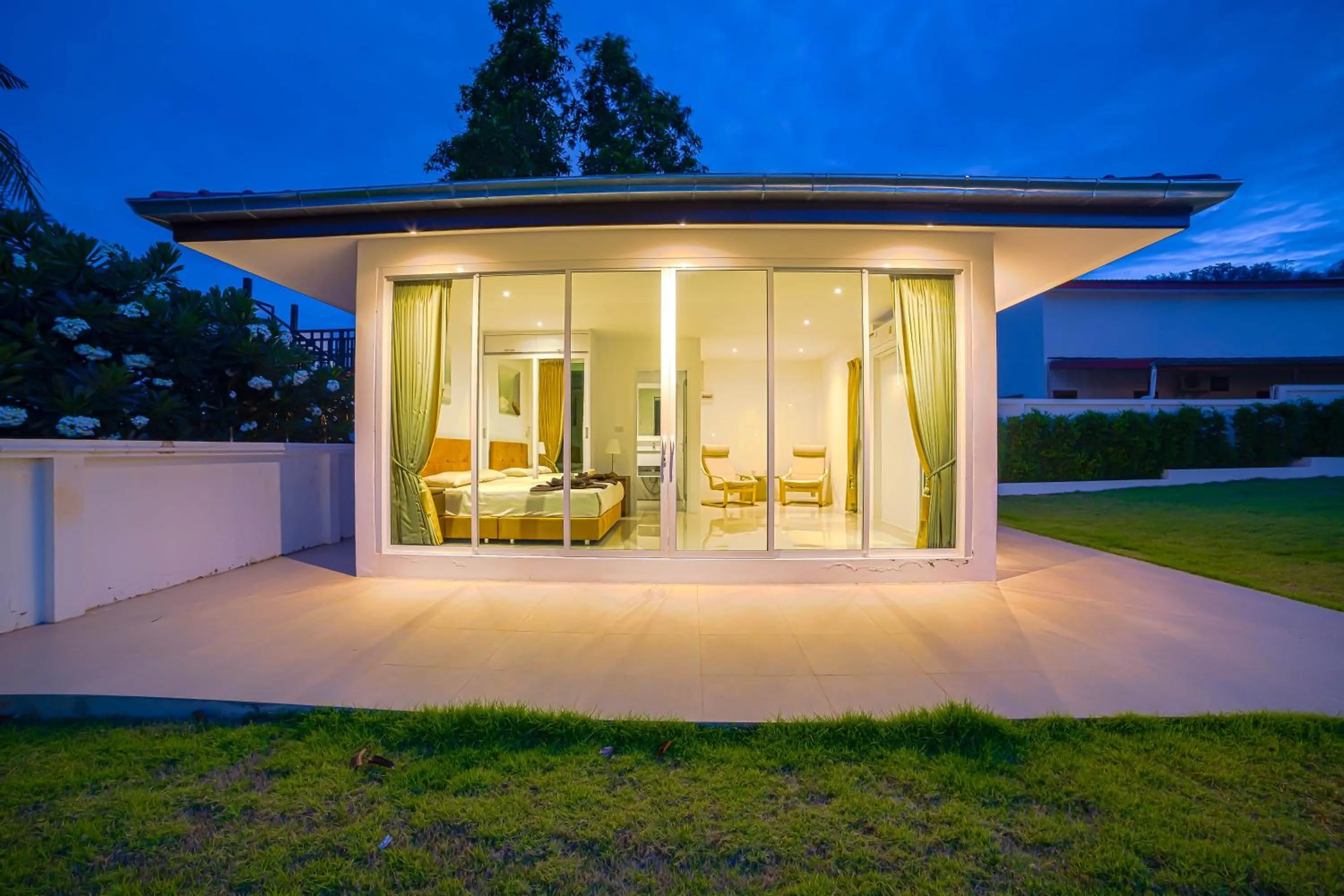 Amazing Private 6 Bedroom Pool Villa ED60