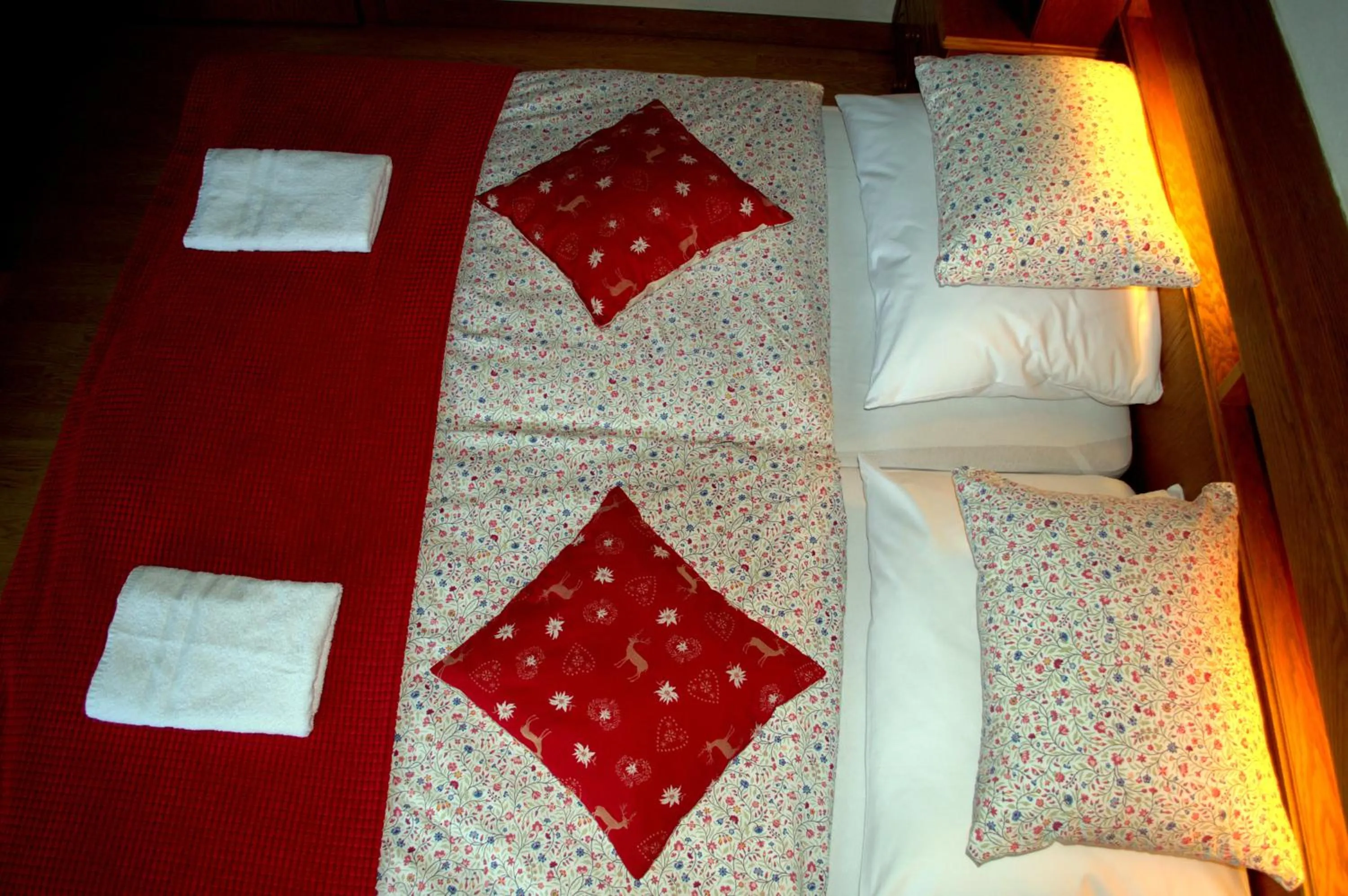 Photo of the whole room, Bed in Haus Susanne