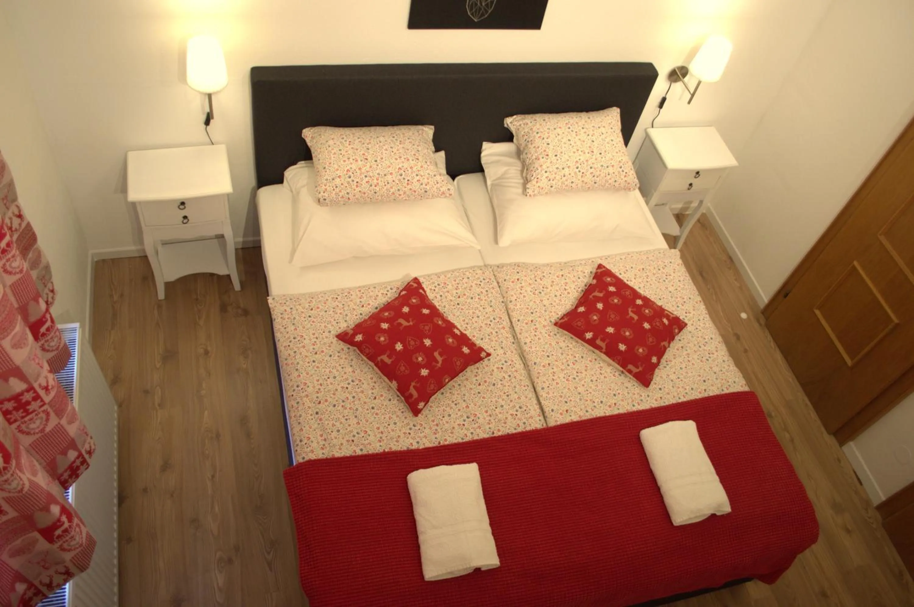 Photo of the whole room, Bed in Haus Susanne