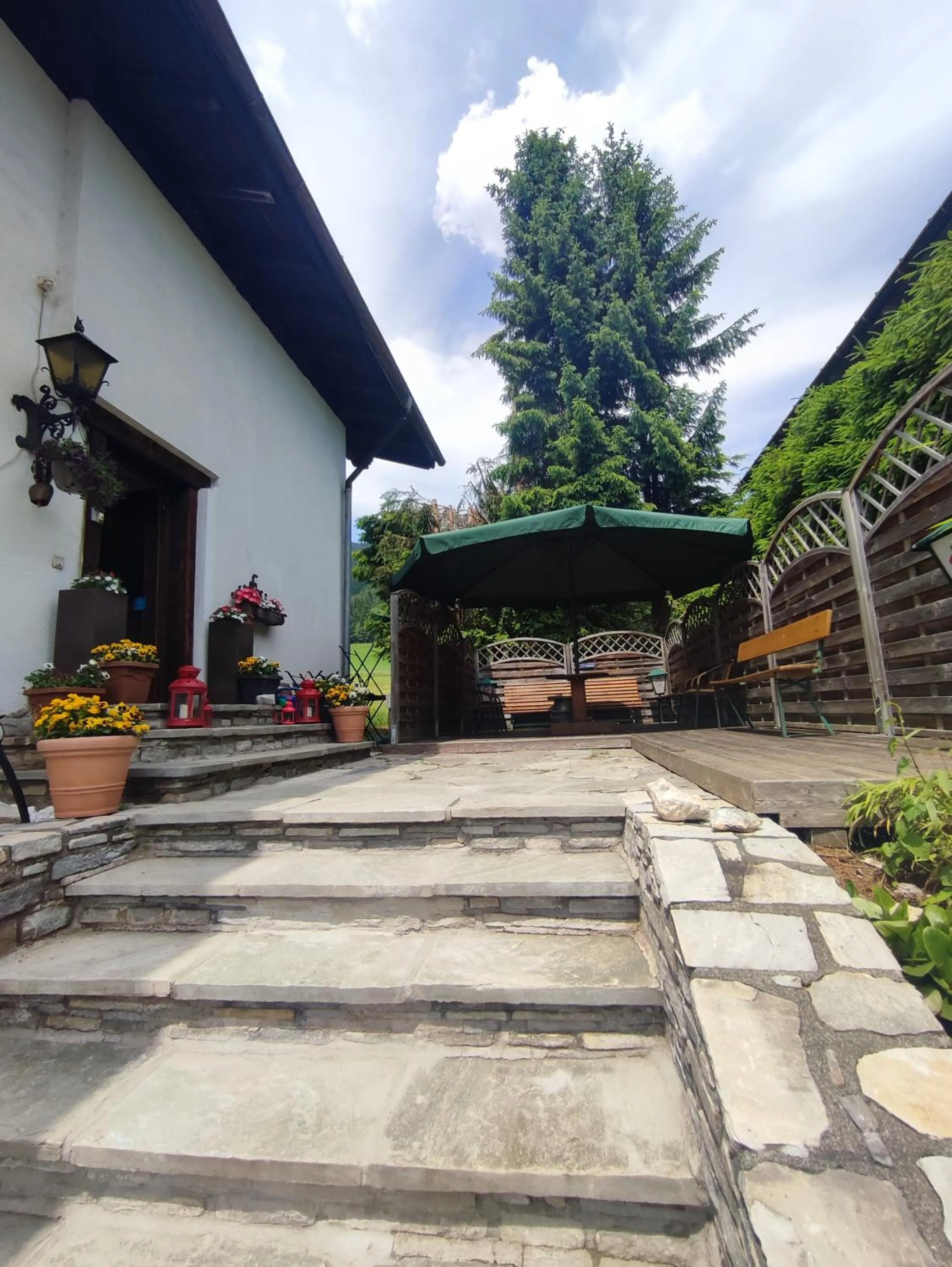 Property building in Haus Susanne